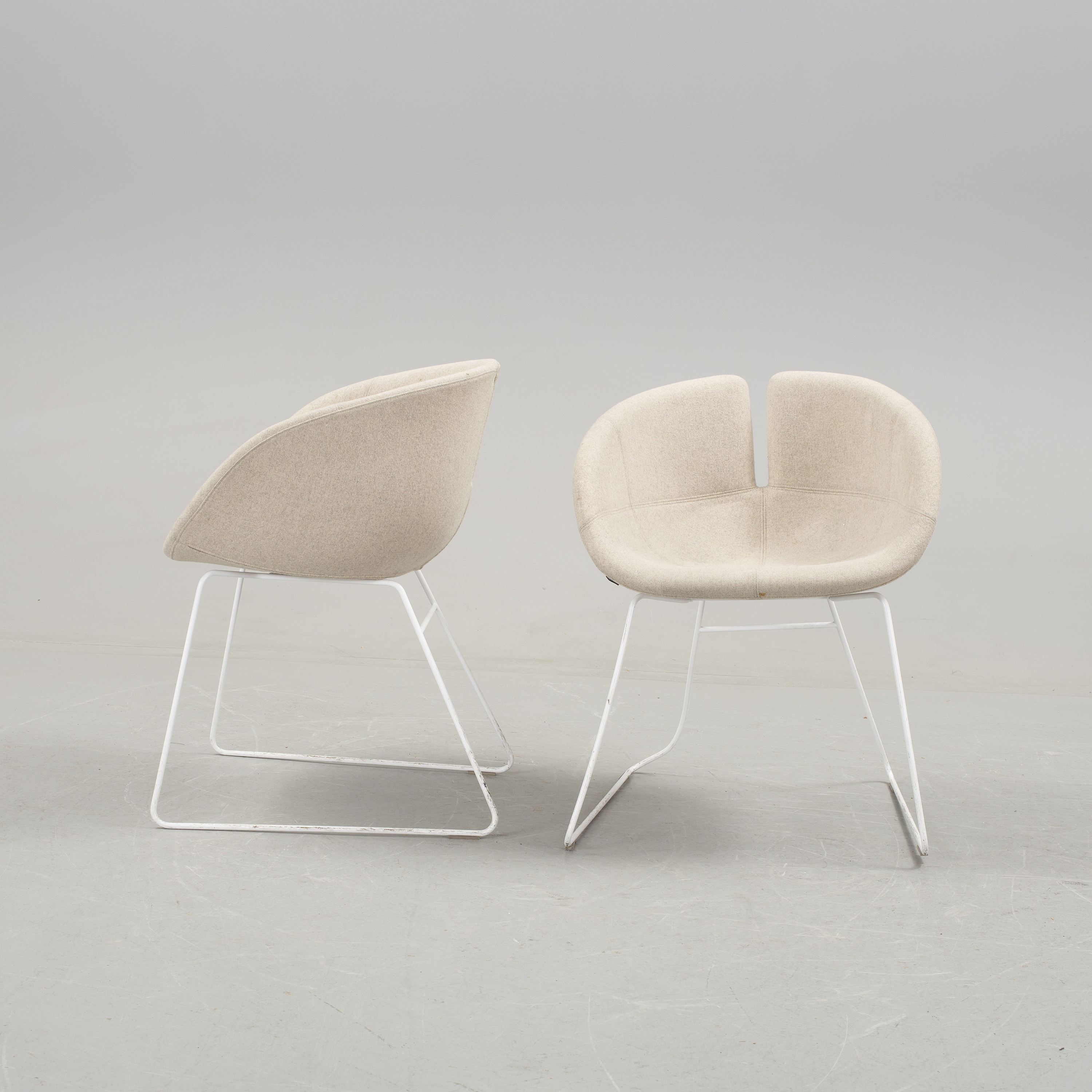 A pair of Fjord chairs by Patricia Urquiola, 21th century. Bukowskis