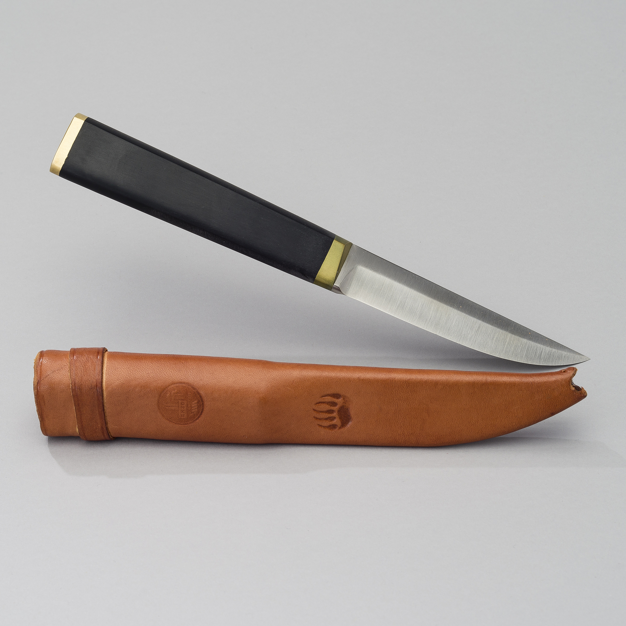 A FINNISH TAPIO WIRKKALA PUUKKO KNIFE, Hackman Finland, designed in 1961. -  Bukowskis