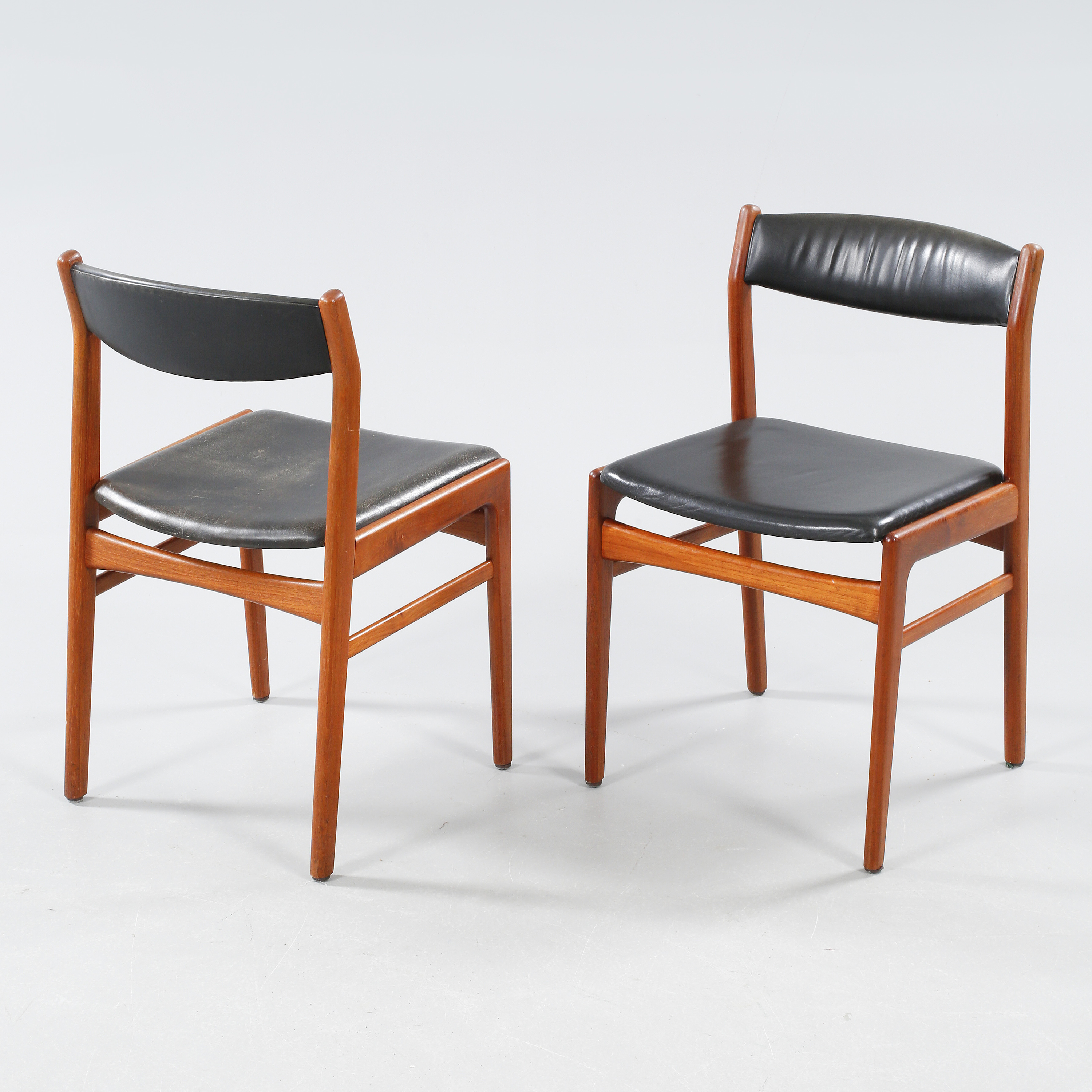 8 DANISH CHAIRS FROM THE 1960´S. Bukowskis