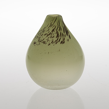 TAPIO WIRKKALA "PEAR" GLASS VASE, signed  Tapio Wirkkala Iittala.