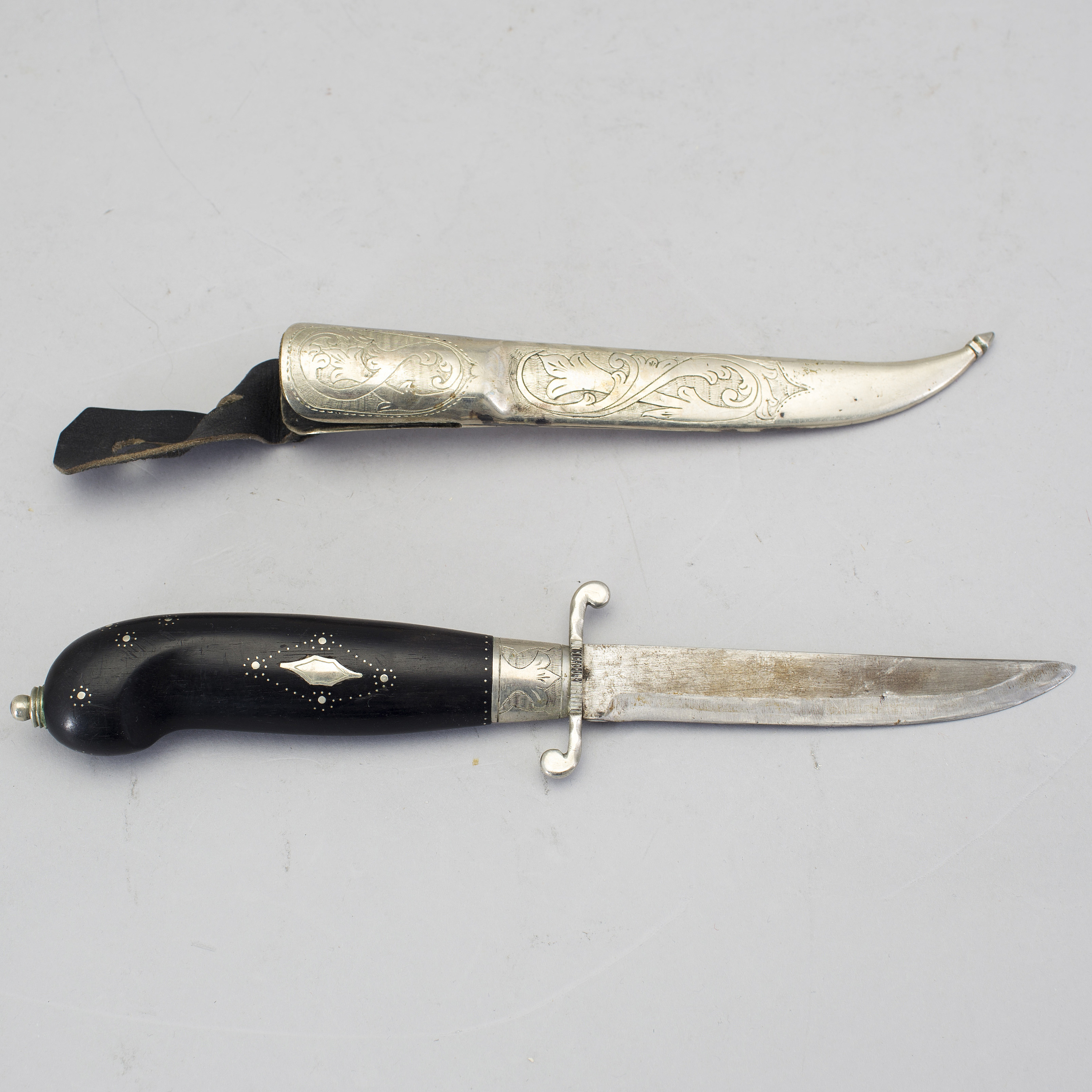 JOHAN FREDRIK HEDENBERG knivkongen Kniv Monogramsignerad Bukowskis johan-fredrik-hedenberg-knivkongen-kniv-monogramsignerad-bukowskis