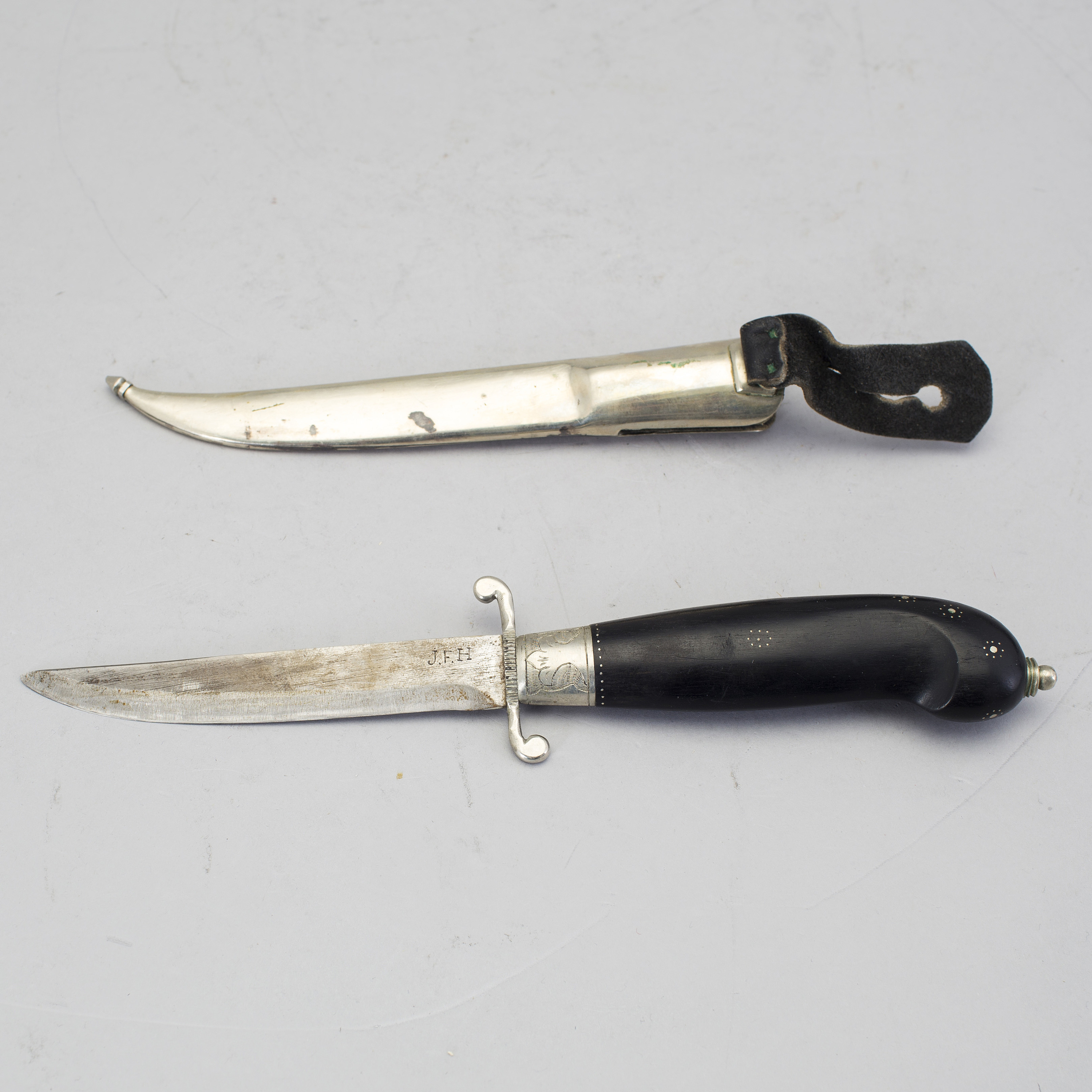 JOHAN FREDRIK HEDENBERG knivkongen Kniv Monogramsignerad Bukowskis johan-fredrik-hedenberg-knivkongen-kniv-monogramsignerad-bukowskis
