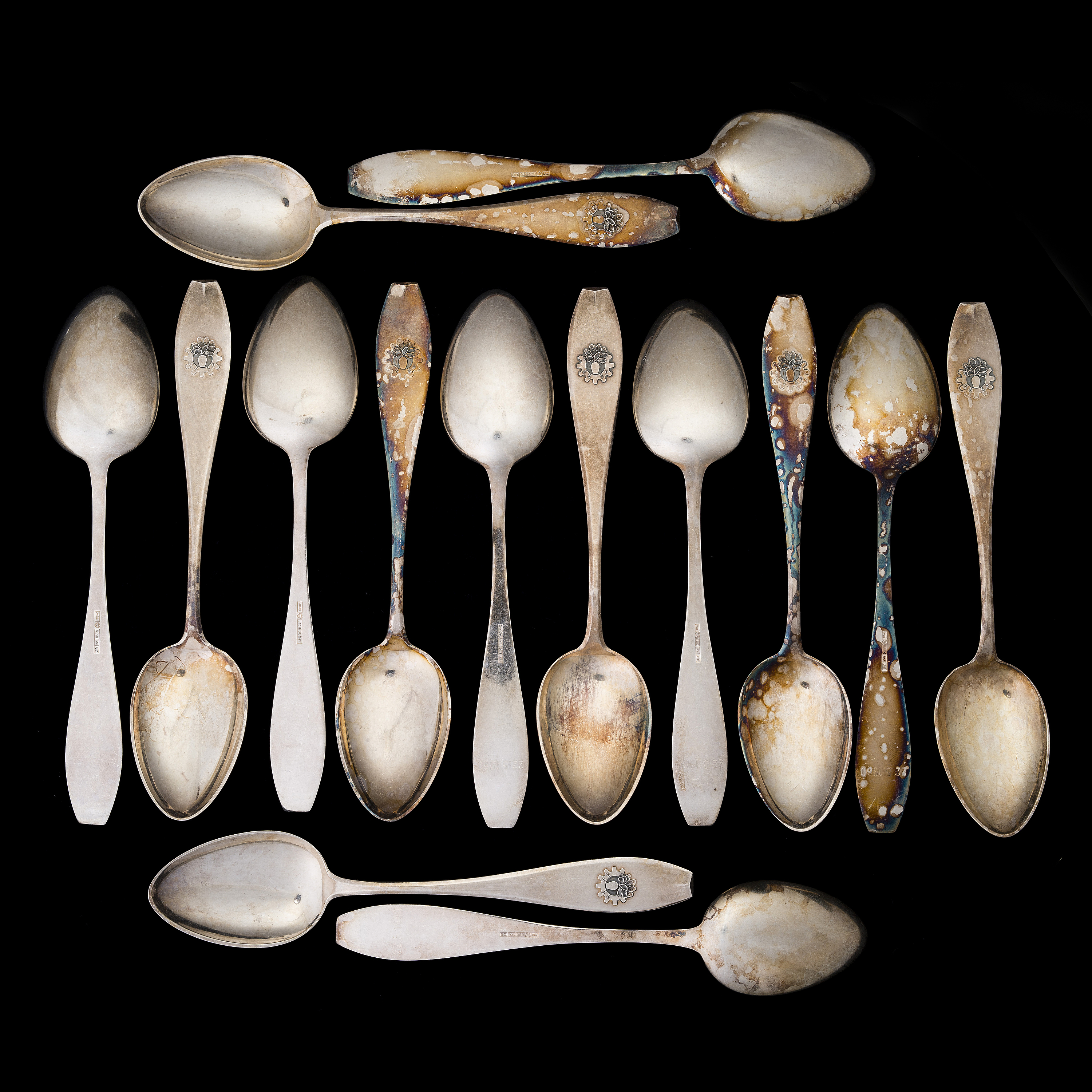 A set of 14 silver dessert spoons, Auran Kultaseppä oy, Turku Finland