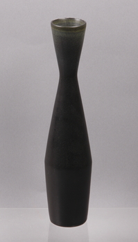 84945. VAS, stengods, Carl-Harry Stålhane, Rörstrand sign o dat 60.