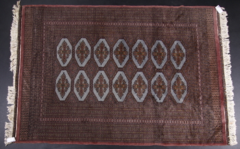 85447. MATTA, orientalisk, 165 x 237.