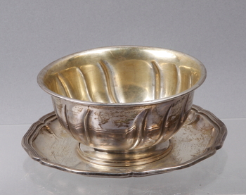 85473. SÅSSKÅL, silver, rokokostil, Kristianstad 1918.