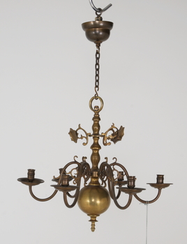 86663. LJUSKRONA, barockstil.