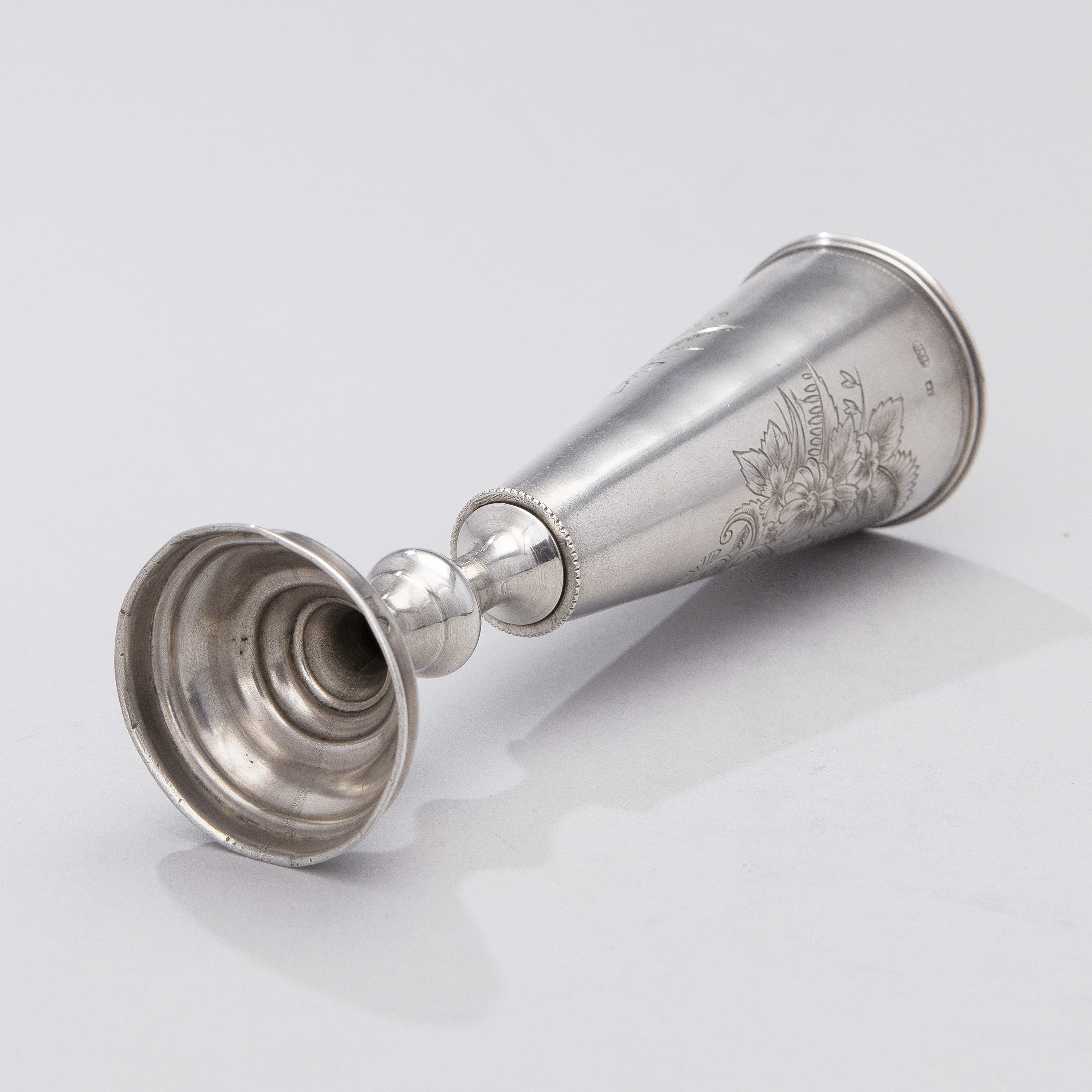 A Russian silver champagne flute, assay master Anatoly Apollonovich