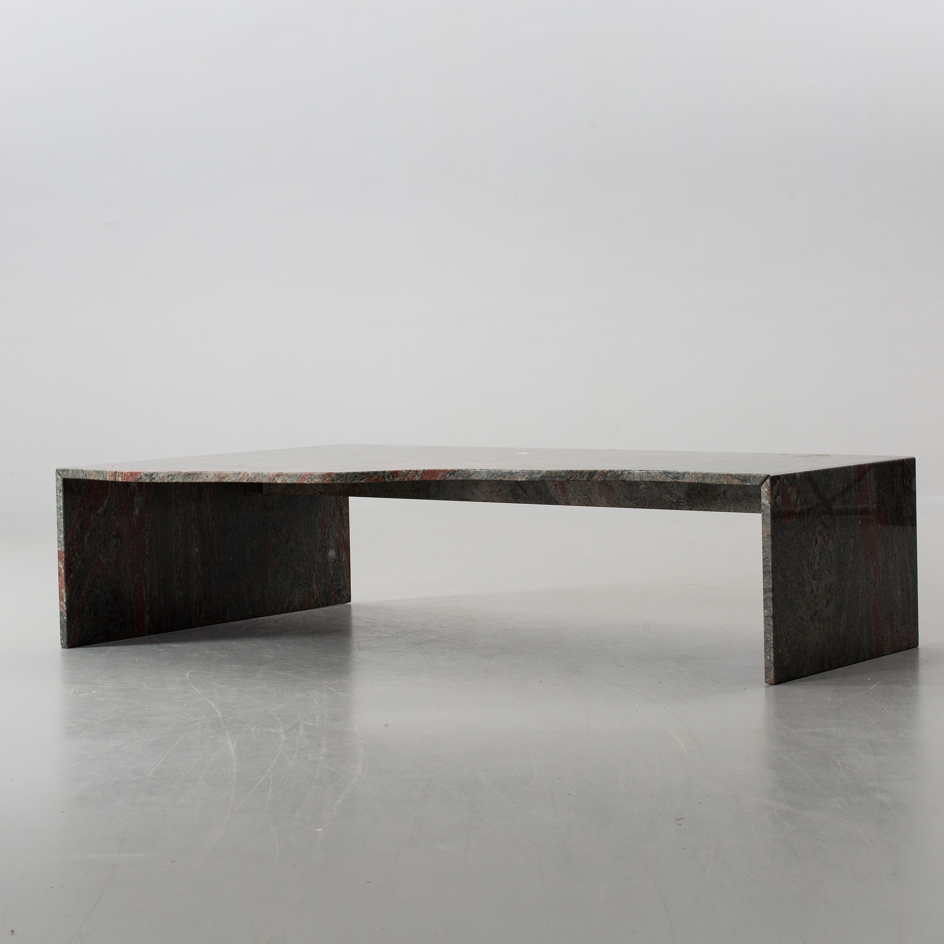 SOFFBORD, marmor, modern tillverkning Bukowskis SOFFBORD, marmor, modern tillverkning Bukowskis