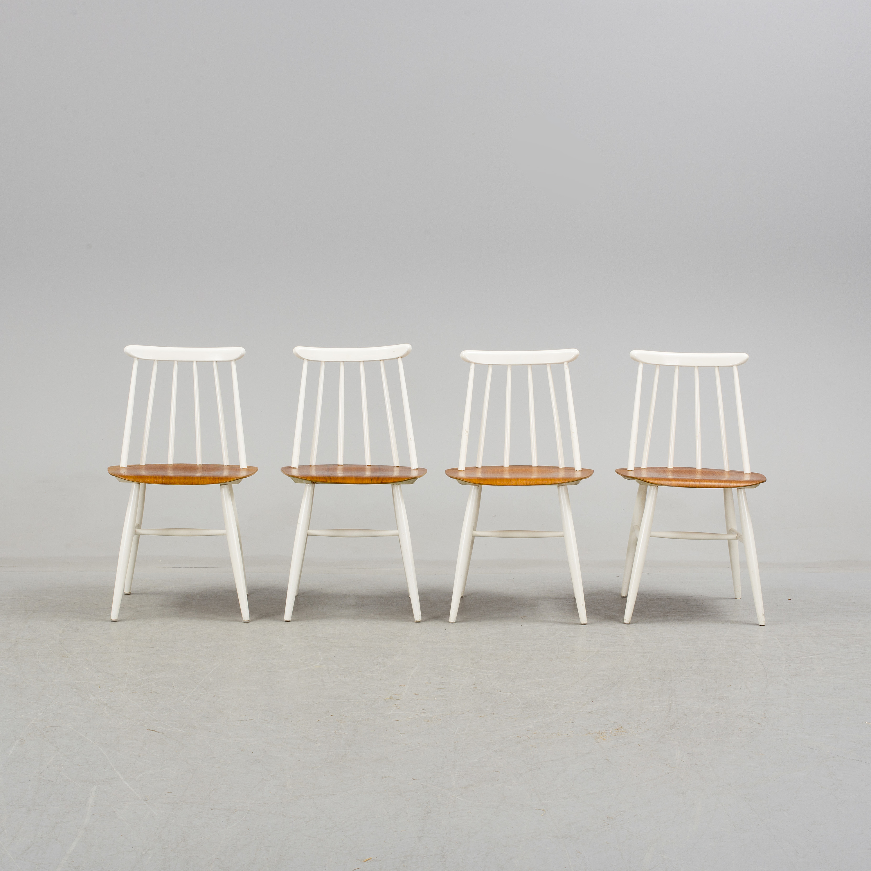 A set of four "Fanett" chairs by Ilmari Tapiovaara for Edsbyverken ...