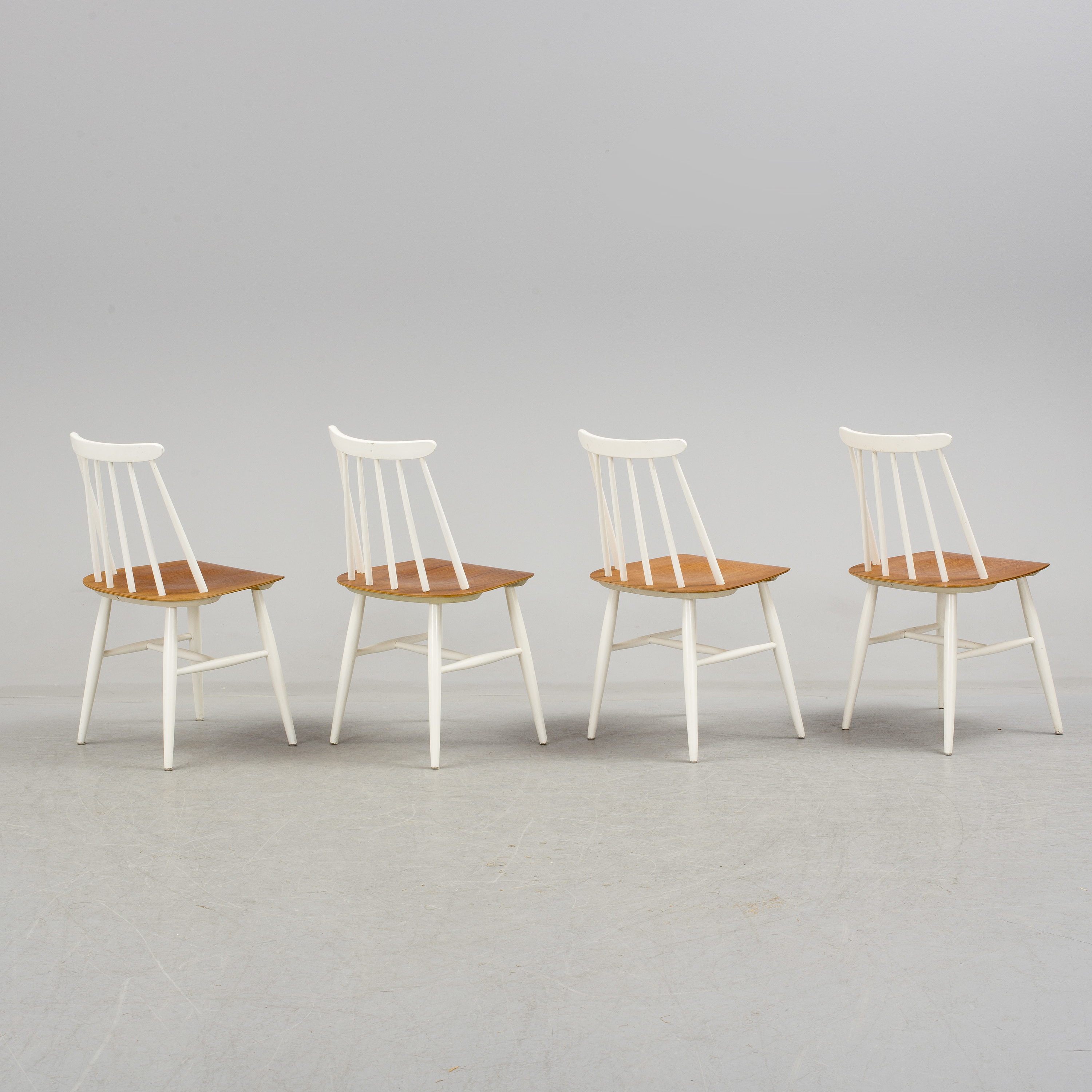A set of four "Fanett" chairs by Ilmari Tapiovaara for Edsbyverken ...