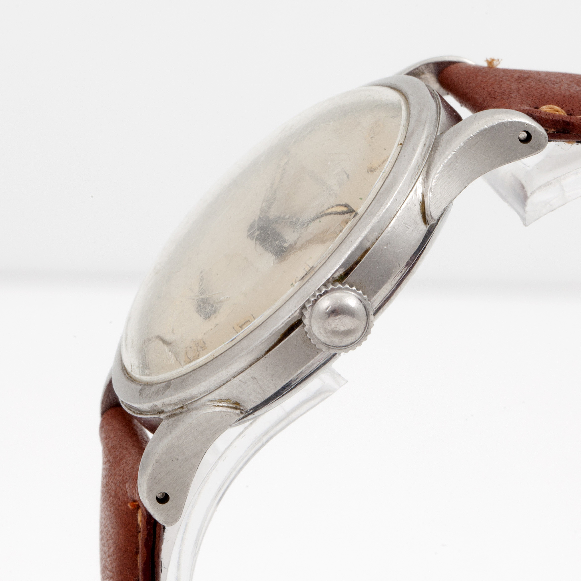 Montre Tissot Antimagnétique Militaire 35mm - Mécanique Manuelle, Cadran Argenté, Occasion Très Bon état