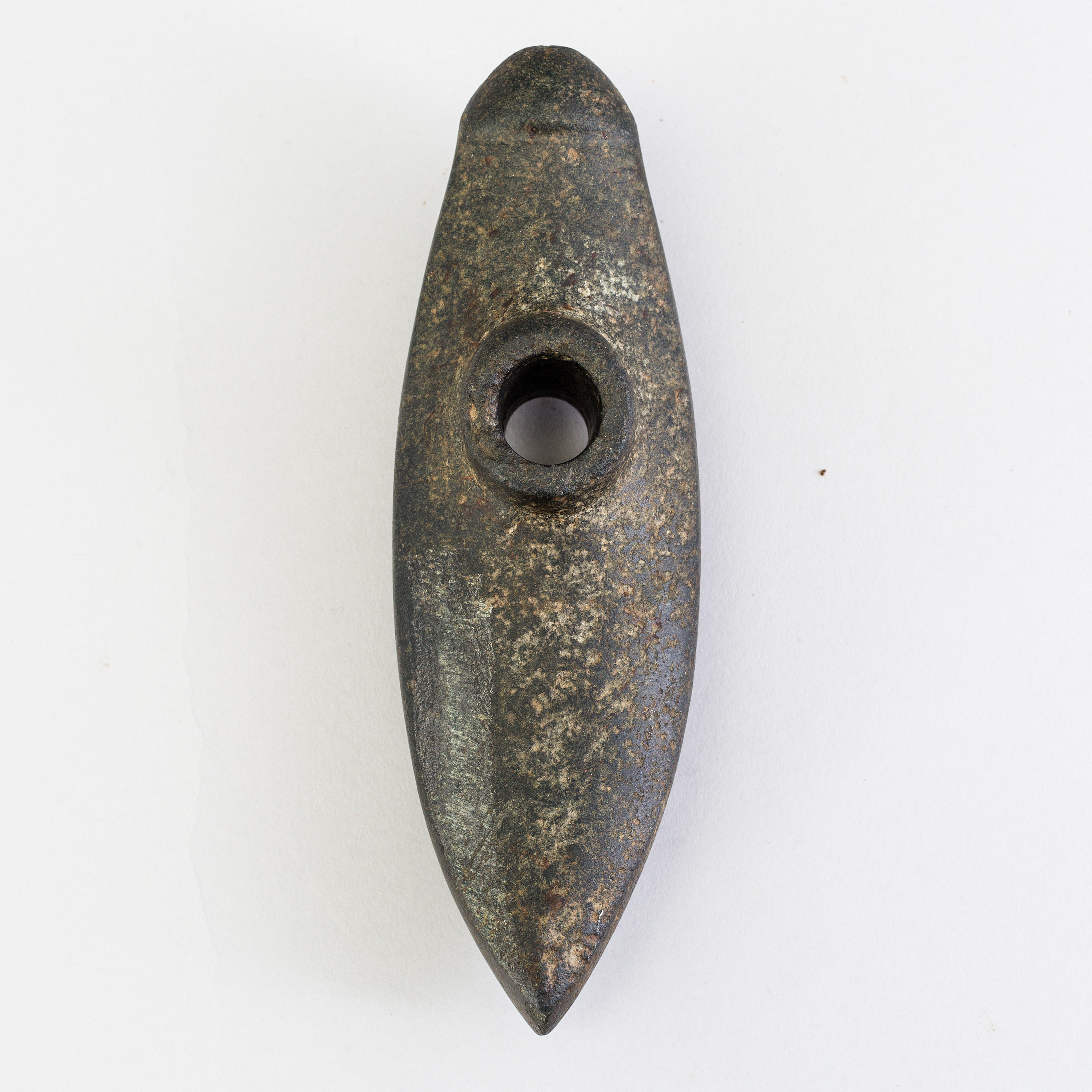 STRIDSYXA, så kallad båtyxa, forntida, ca 2800-2300 f Kr. - Bukowskis