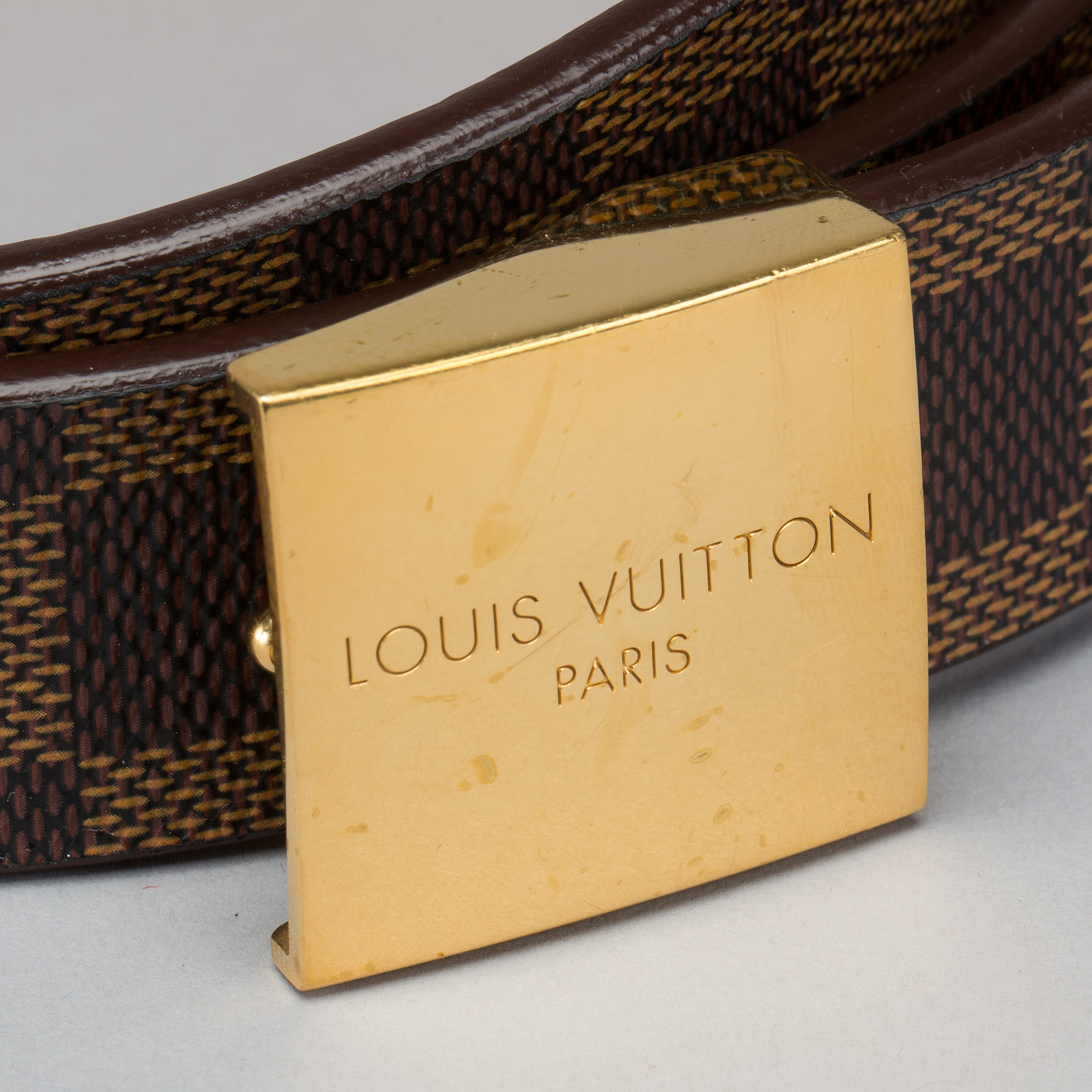 SKÄRP, Louis Vuitton, - Bukowskis