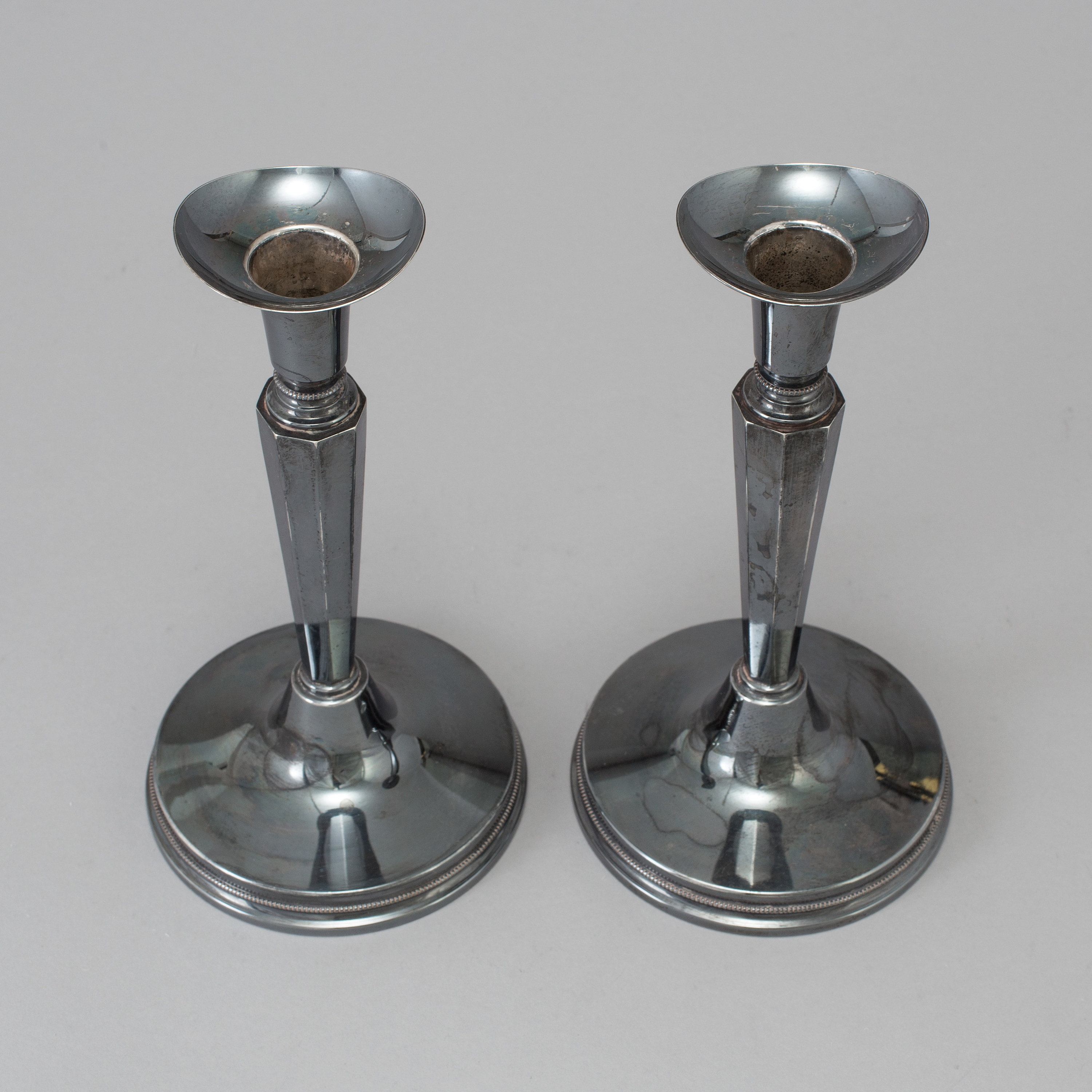 A pair of silver candelsticks from MGAB Uppsala, 1961. Weight ca 288