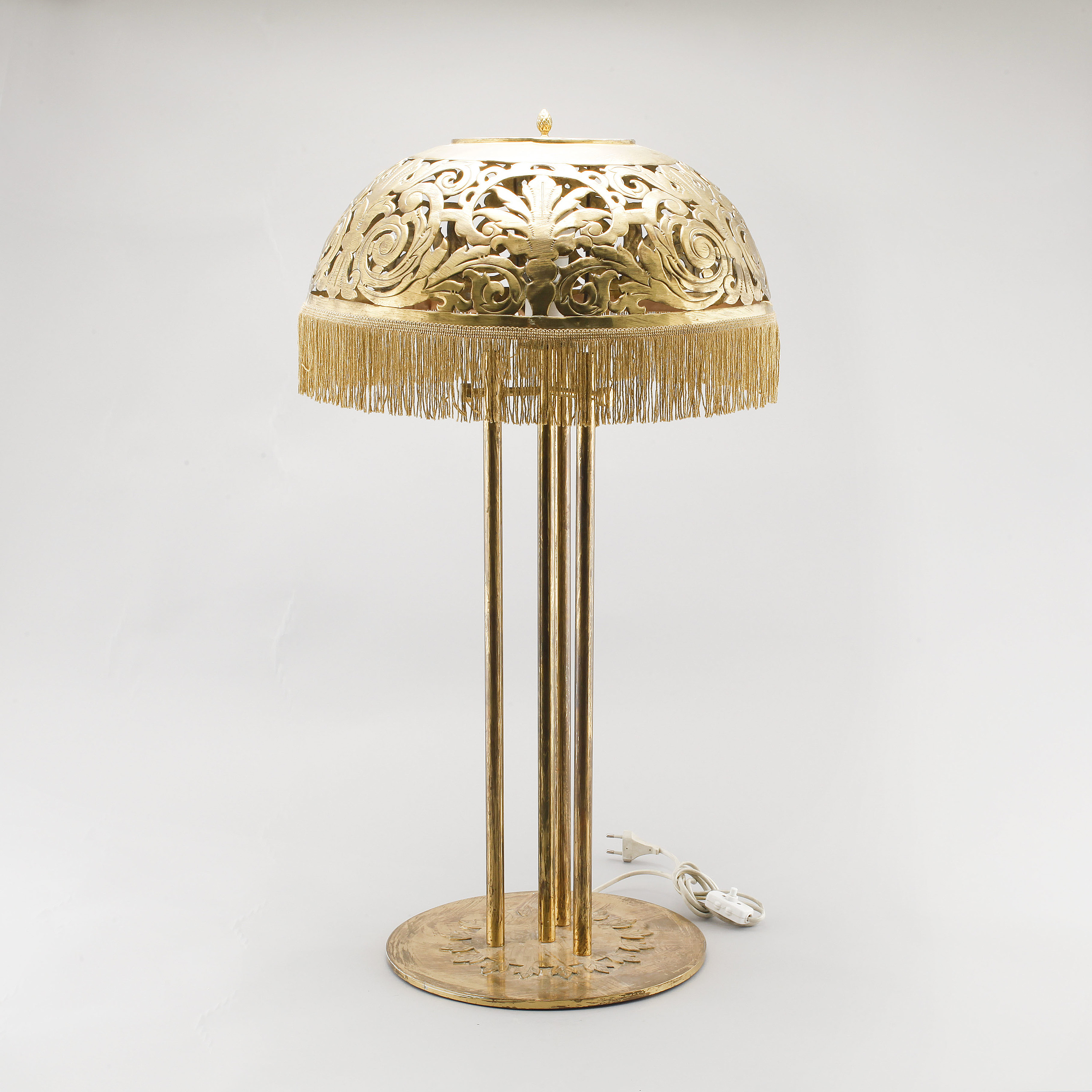 A jugend table lamp, first quarter of the 20th century. Bukowskis