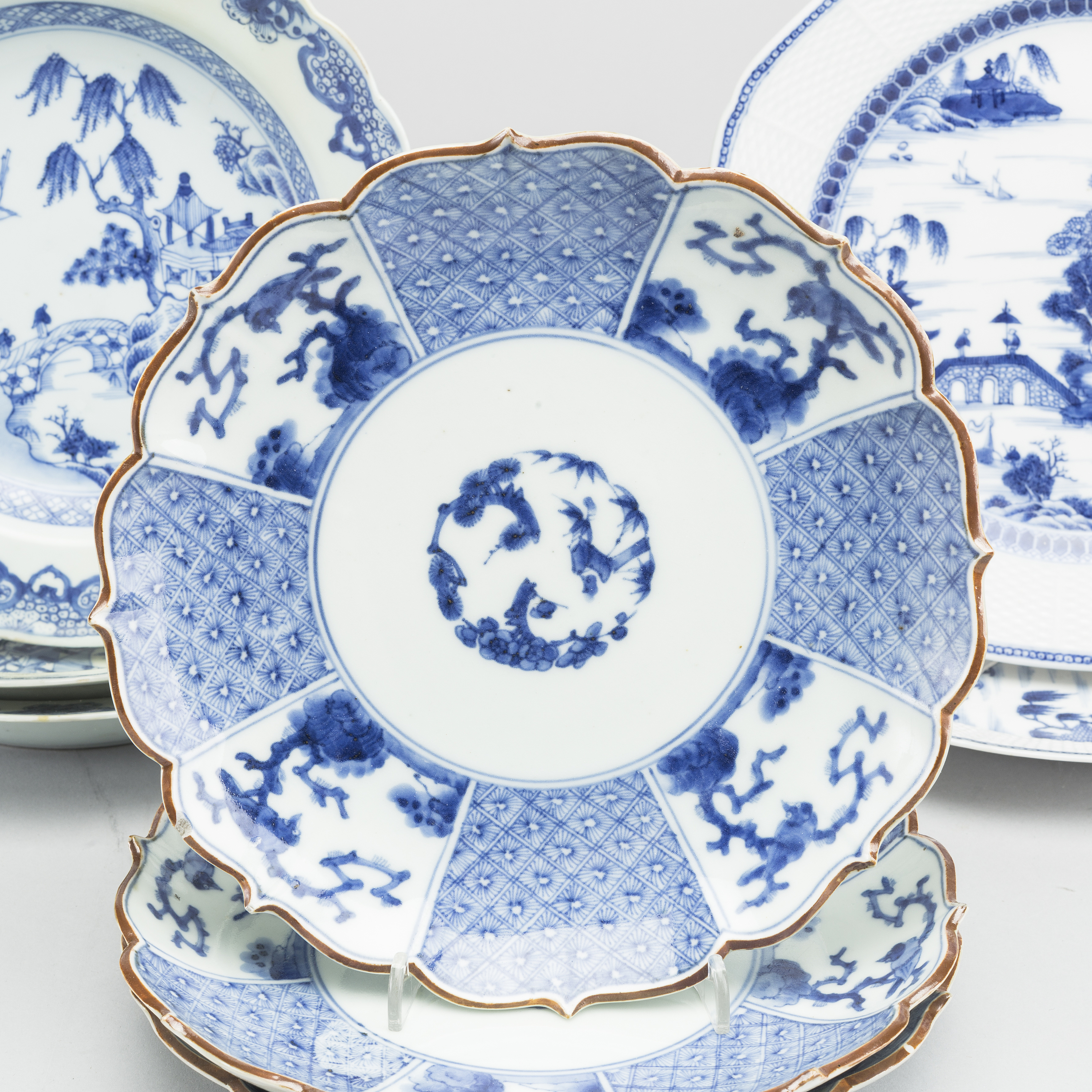 ORIENTAL PLATES, 3+3+2 QING. Bukowskis