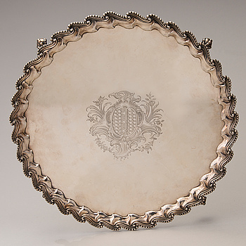 A LATE 18TH CENTURY SILVER TRAY, marks of John Carter II, London 1770.