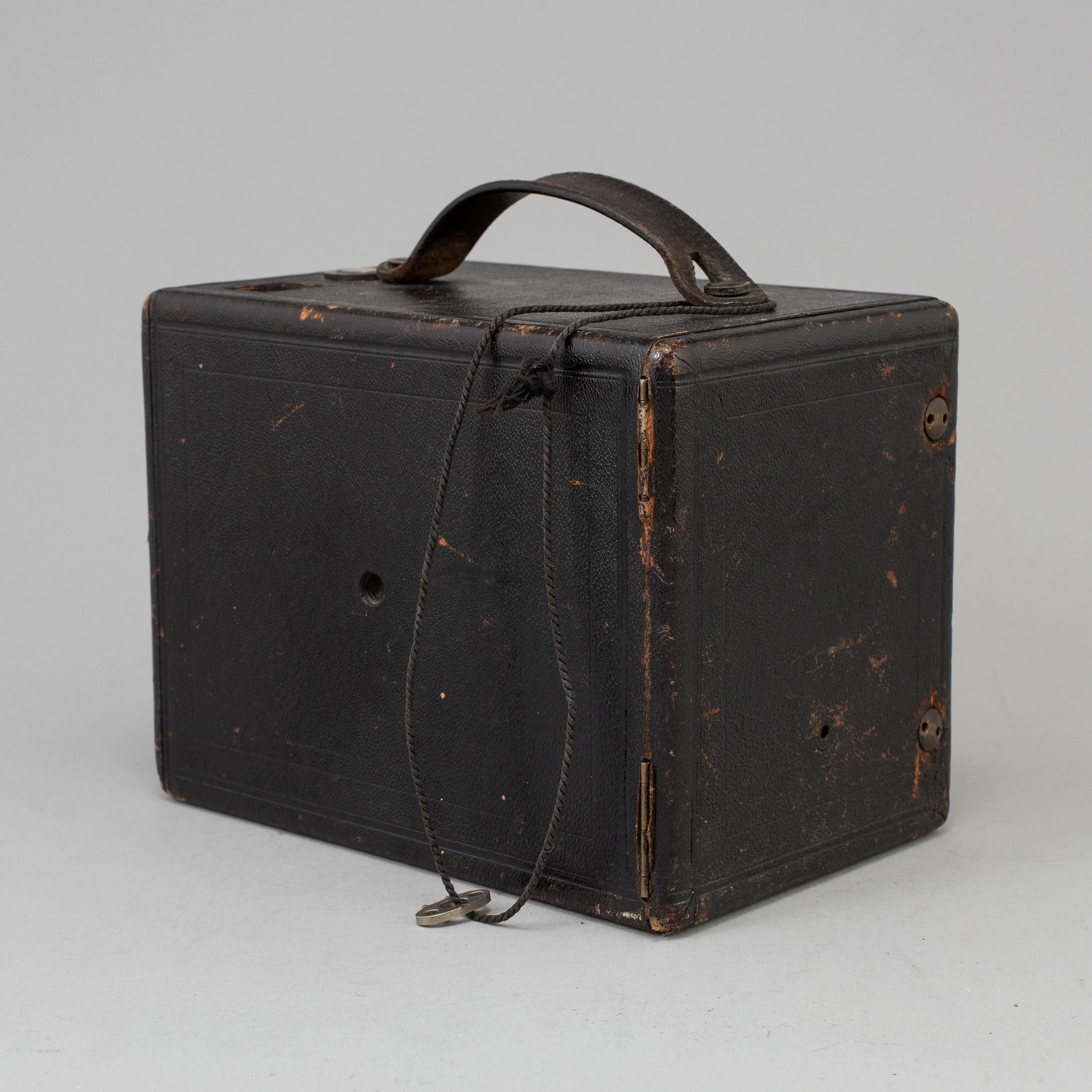 stabil kvalitet på grossist bästa pris A black body G & H. Hasselblad Svea case plate camera, no. 5865 ... stabil kvalitet på grossist bästa pris A black body G & H. Hasselblad Svea case plate camera, no. 5865 ...