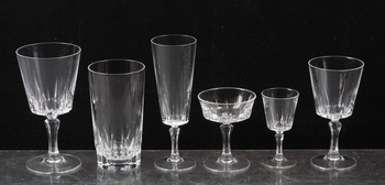 92425. GLASSERVIS, 67 delar, 1900-talets andra hälft.