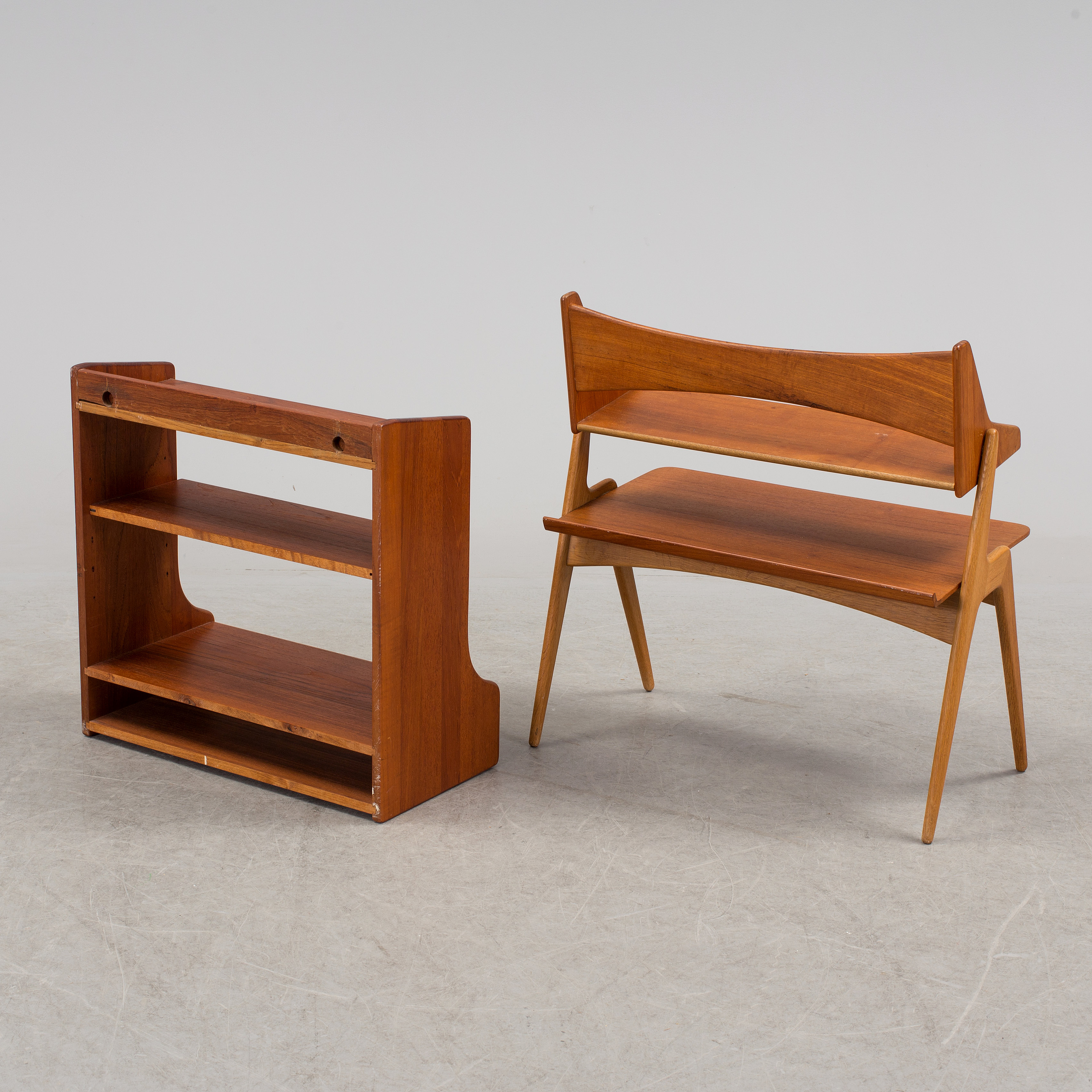 Two mid 20th century teak shelves. Bukowskis