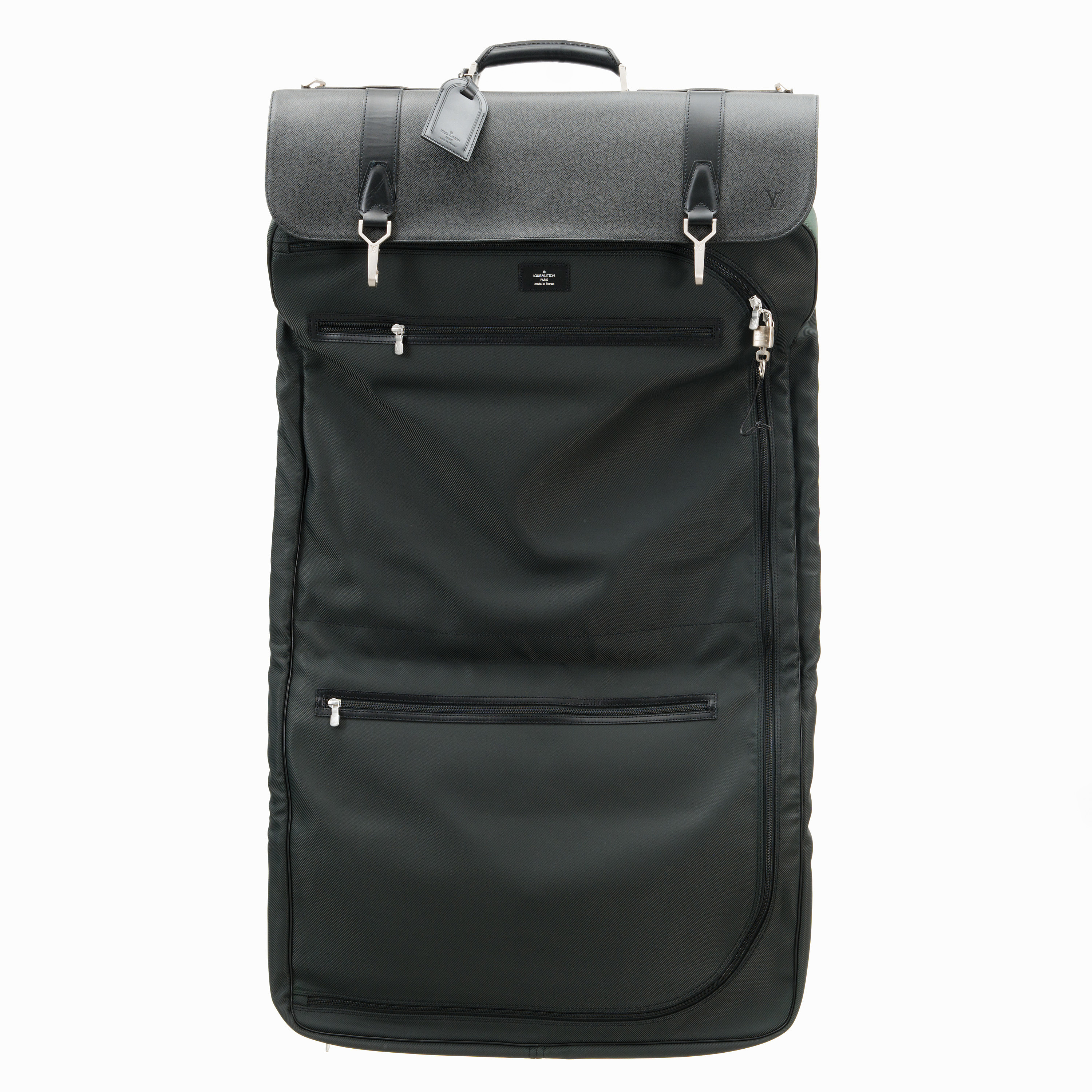 TAIGA GARMENT BAG. Bukowskis