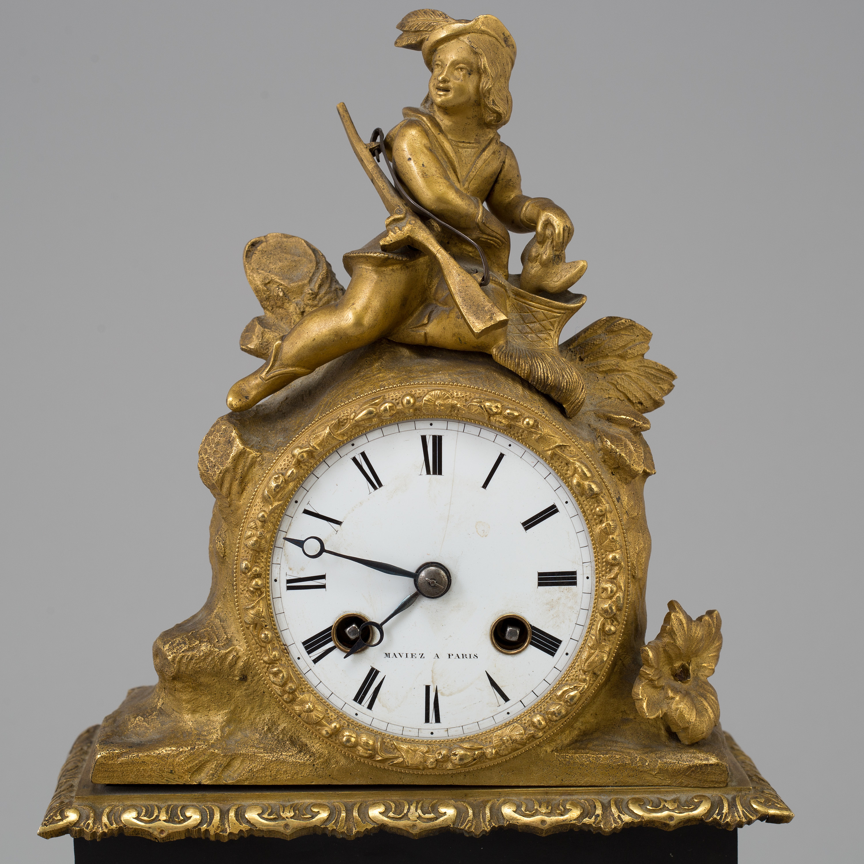 A 19th century French brass mantle clock pendulum Maviez à Paris