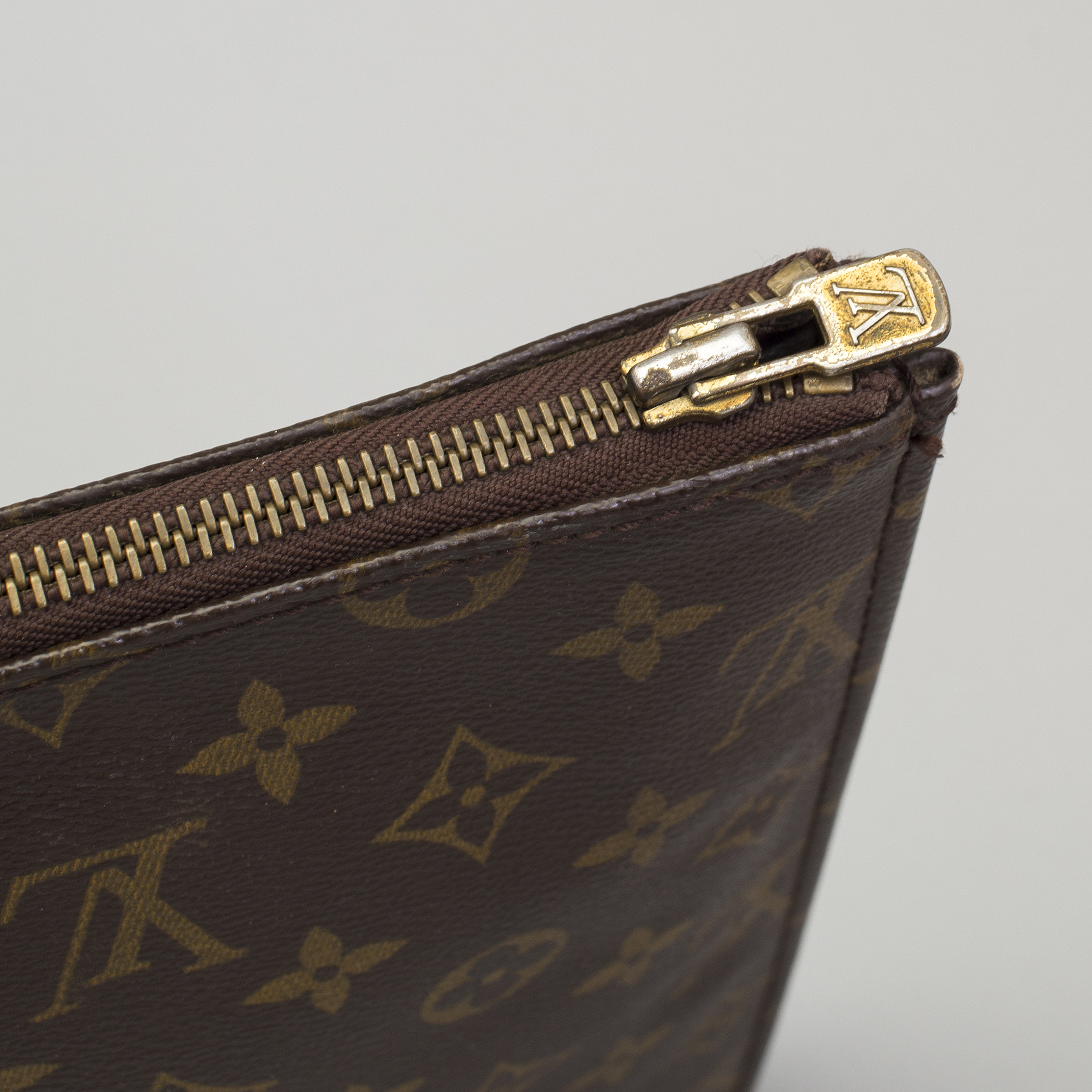 LOUIS VUITTON, "Pochette Documents", bag. Bukowskis