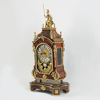 A French gilt-metal mounted and brass-inlaid tortoiseshell "Boulle-style" bracket clock, late 19th century.