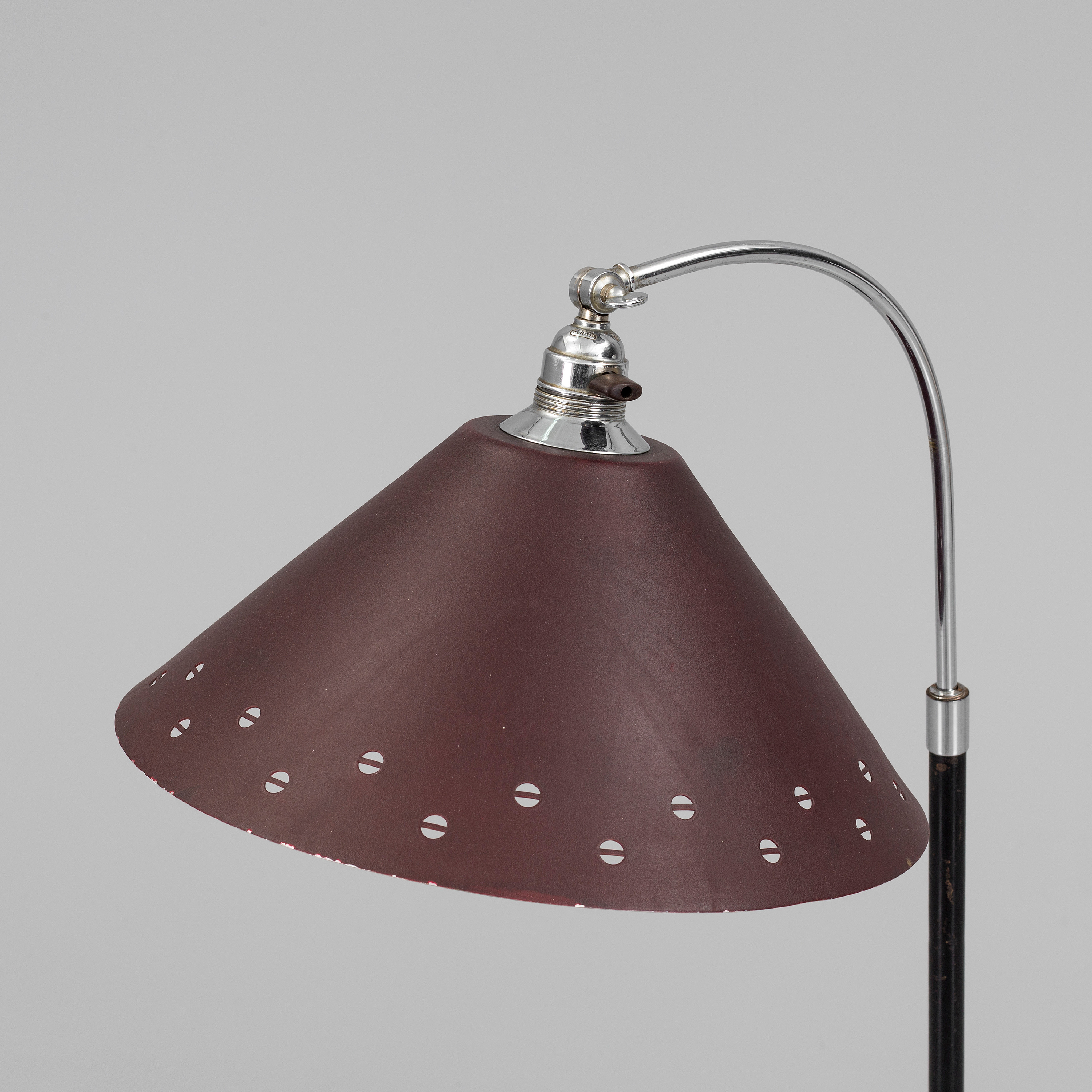 A 1930s floor lamp. Bukowskis