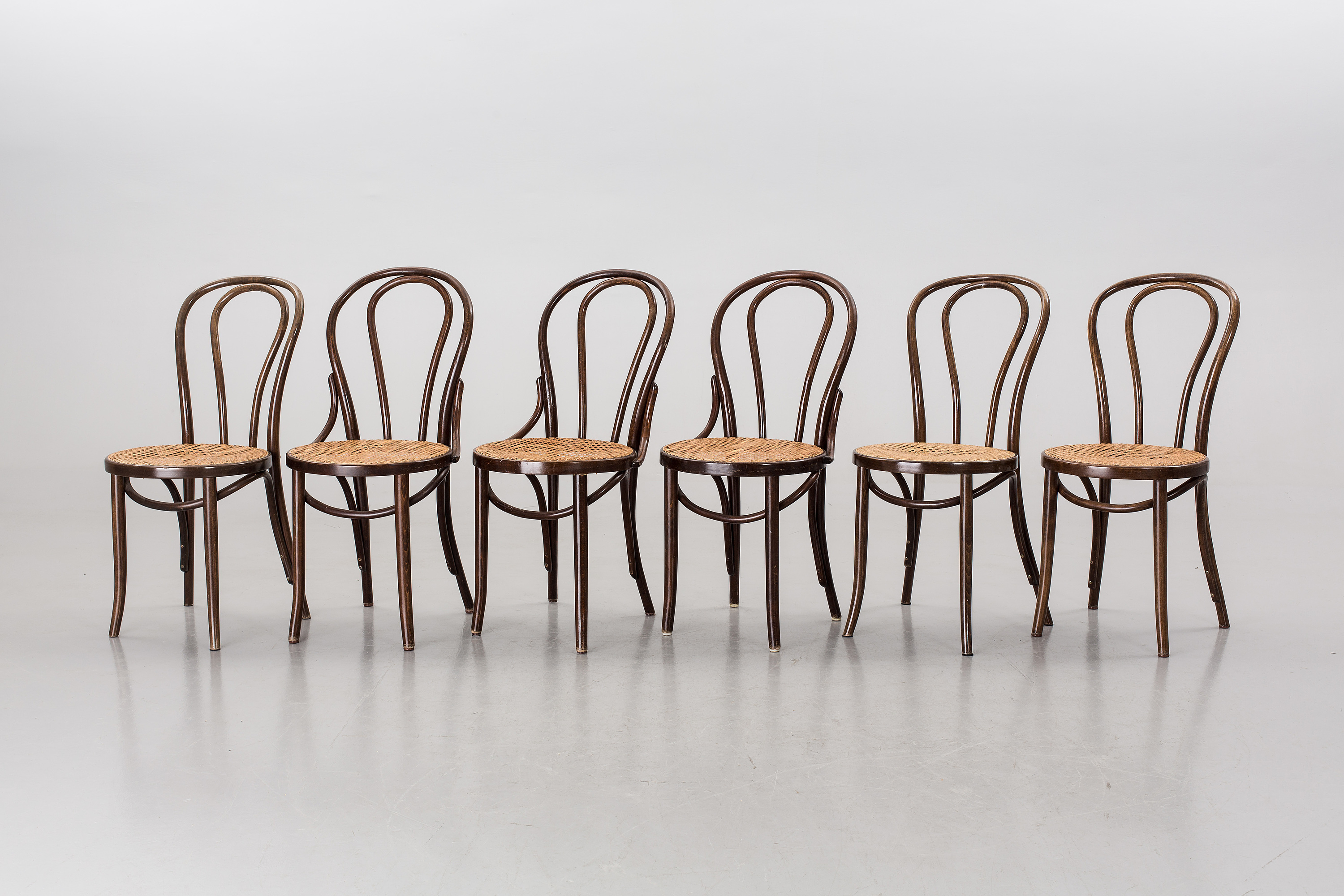 Six style romanian chairs. Bukowskis