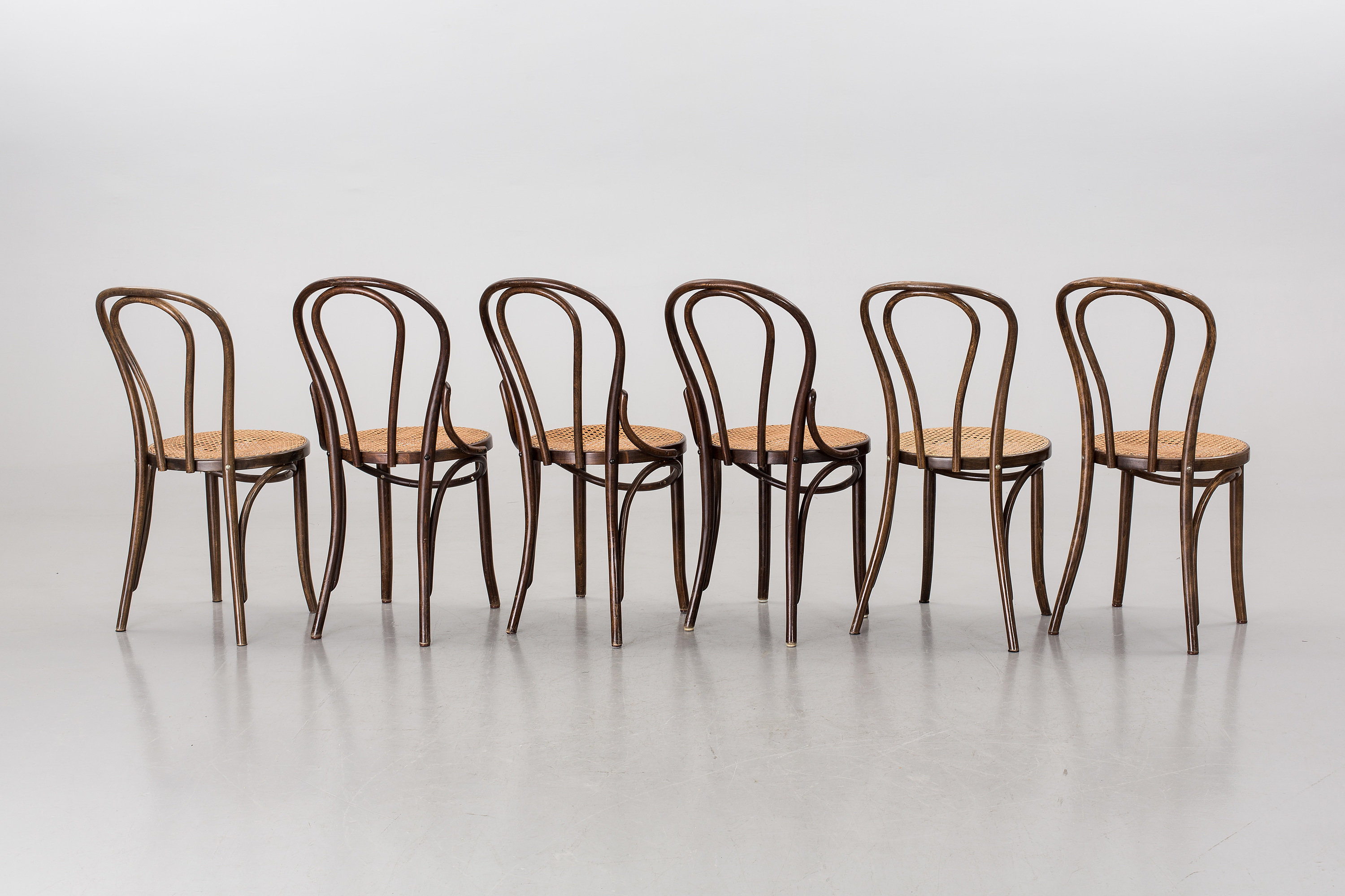 Six style romanian chairs. Bukowskis