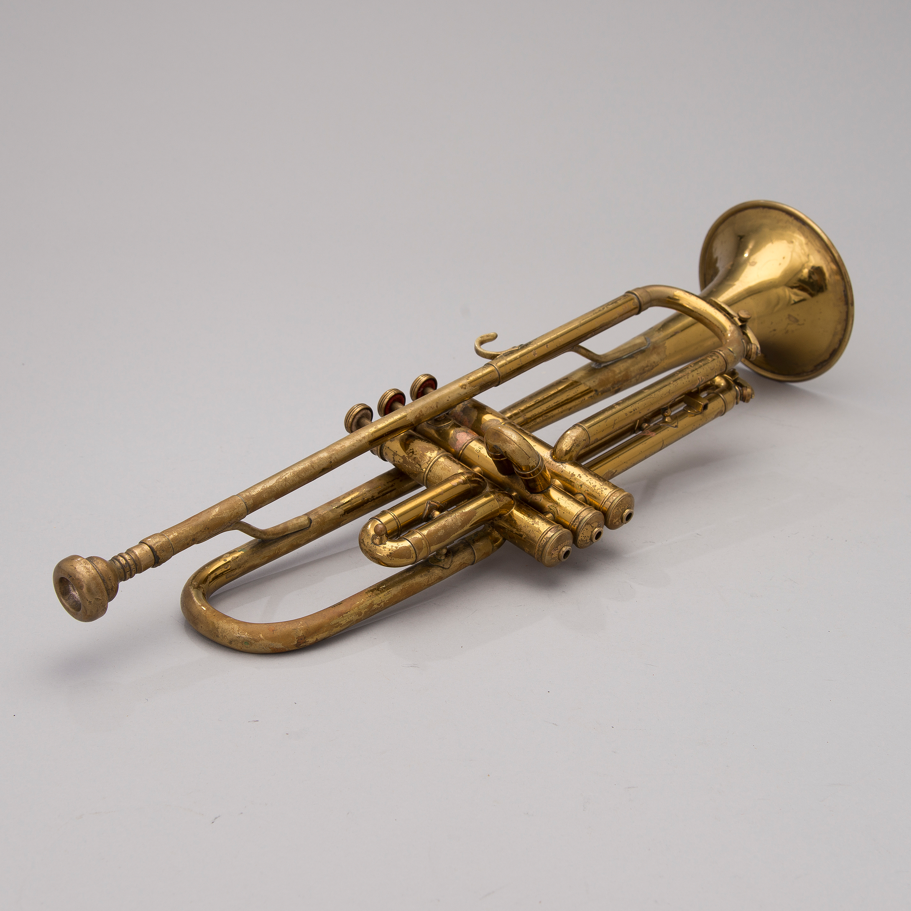 A mid20th century Indiana Elkhart trumpet. Bukowskis