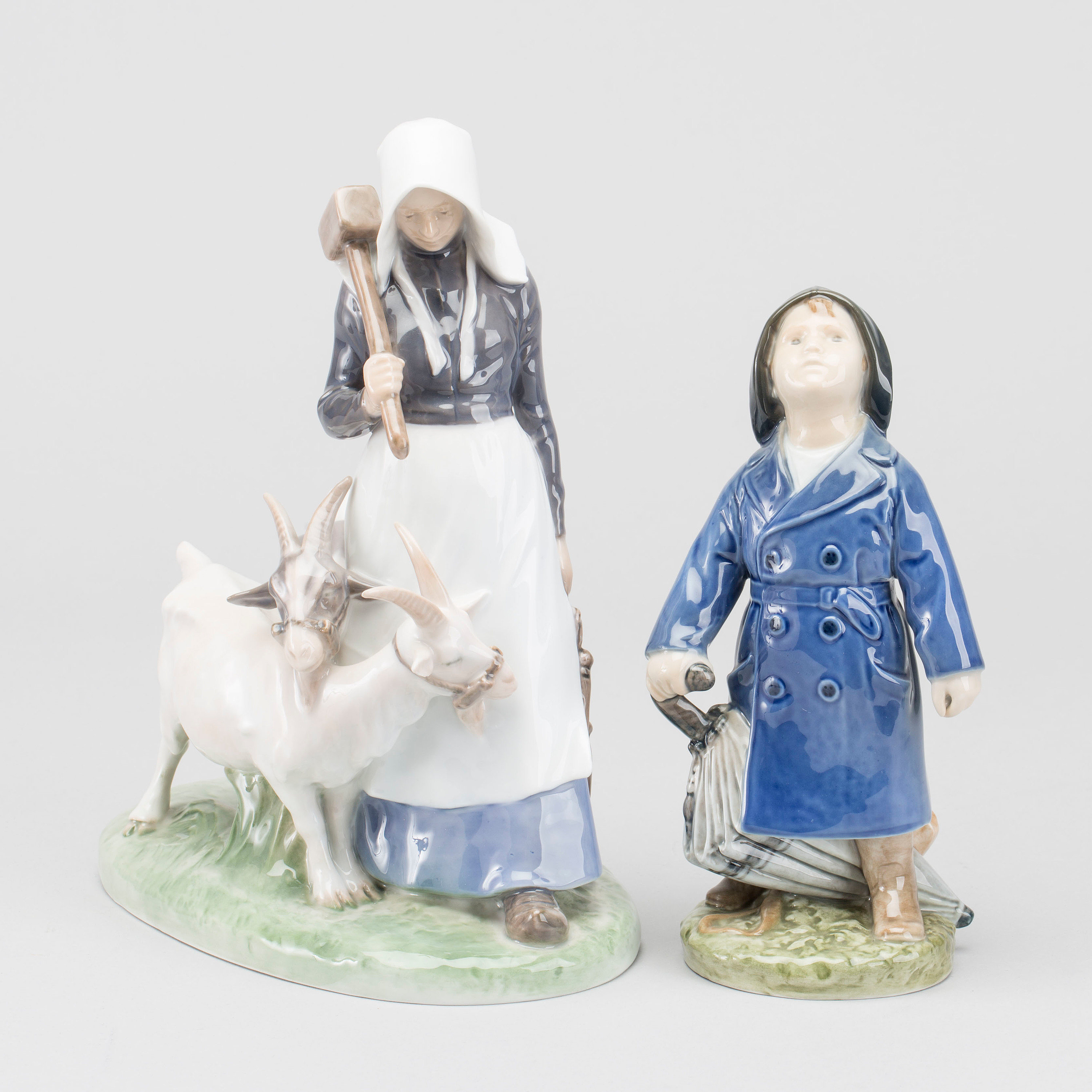 Two danish Royal Copenhagen porcelain figurines. Bukowskis