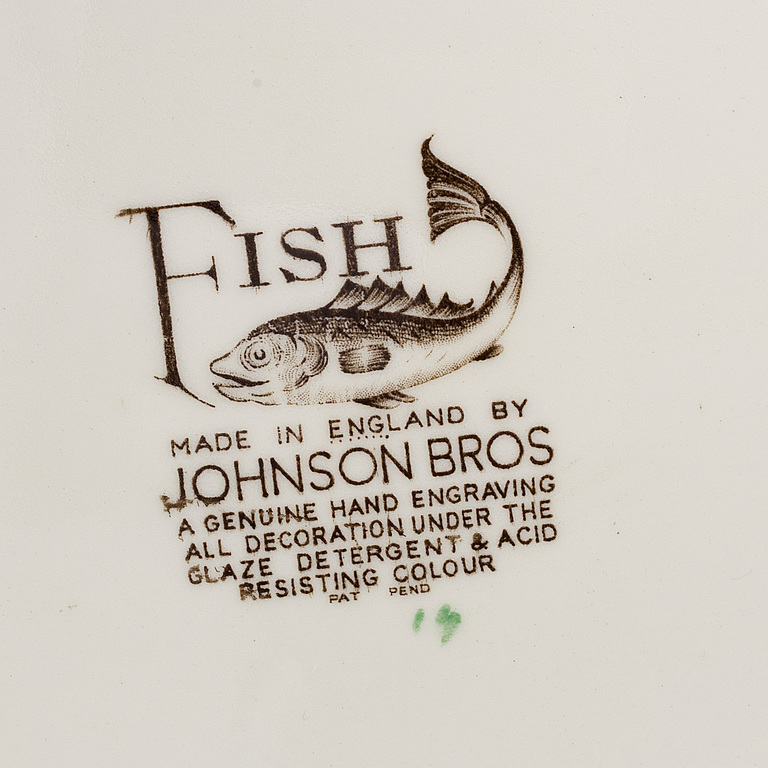 Ten Johnson Bros fish plates plus a big oval plate, England. Bukowskis