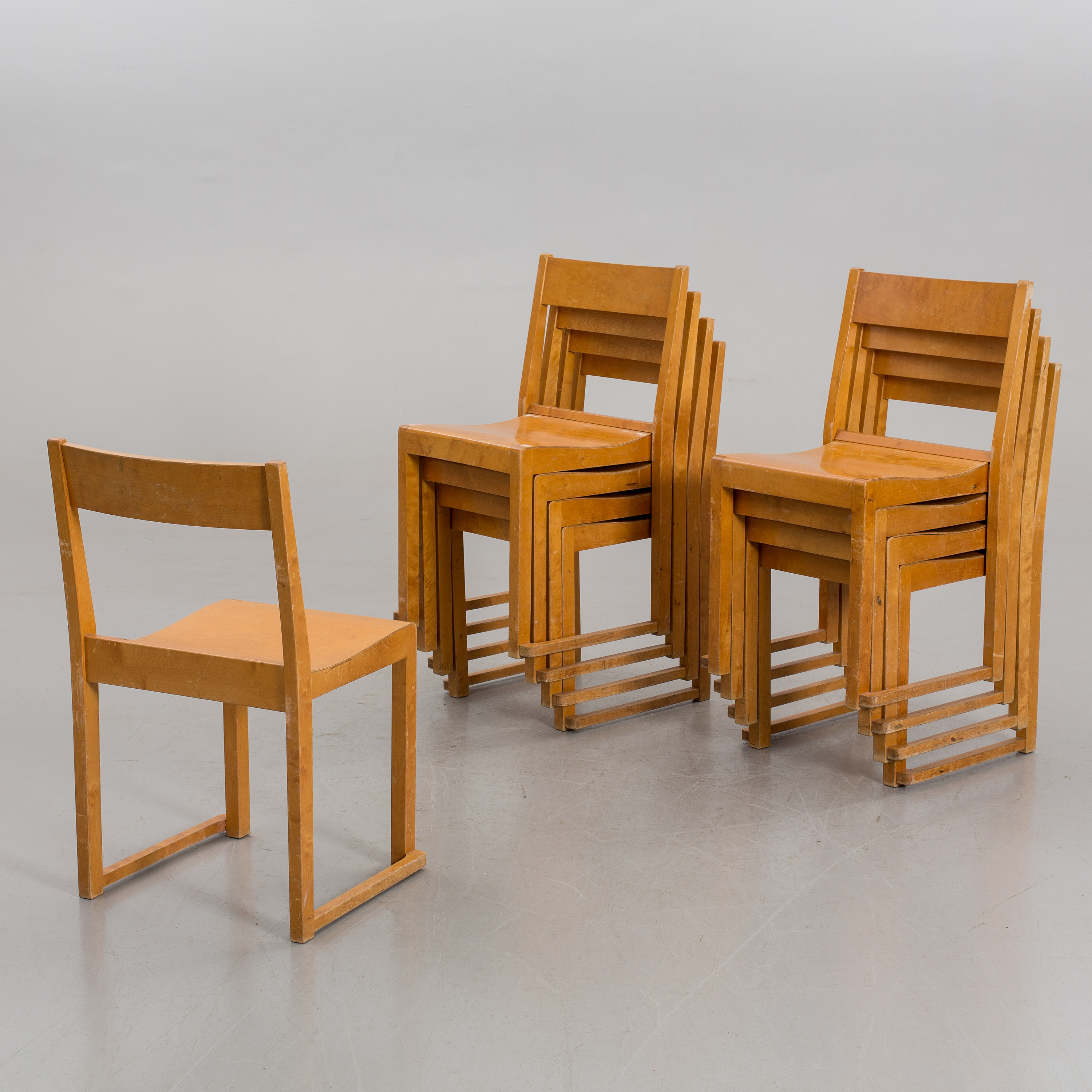 NINE CHAIRS, "Orkesterstol", Sven Markelius. Bukowskis