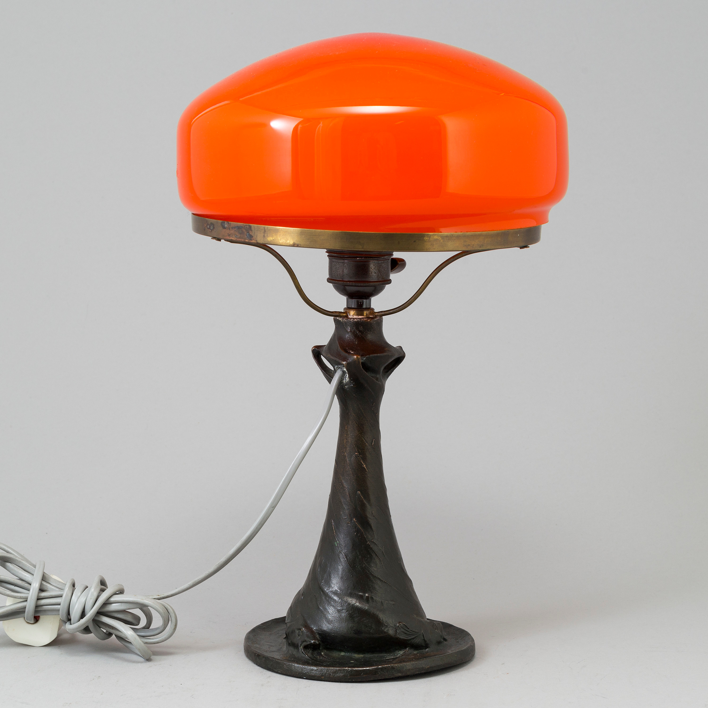 a jugend table light by G Backlund & Hugo Elmqvist Stockholm in the early 20th century. Bukowskis