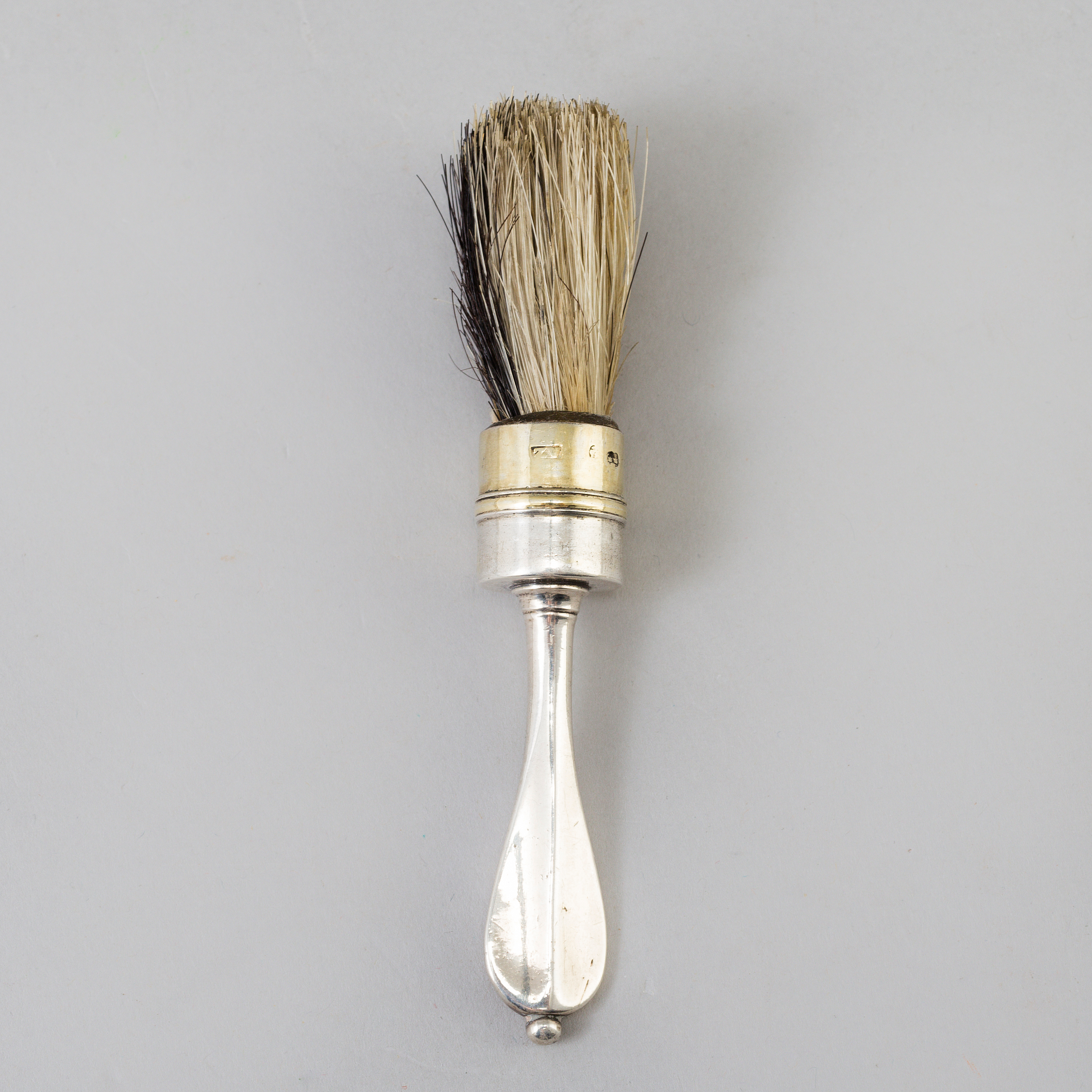 A SILVER SHAVING BRUSH by Adolf Zethelius, Stockholm 1818. Bukowskis