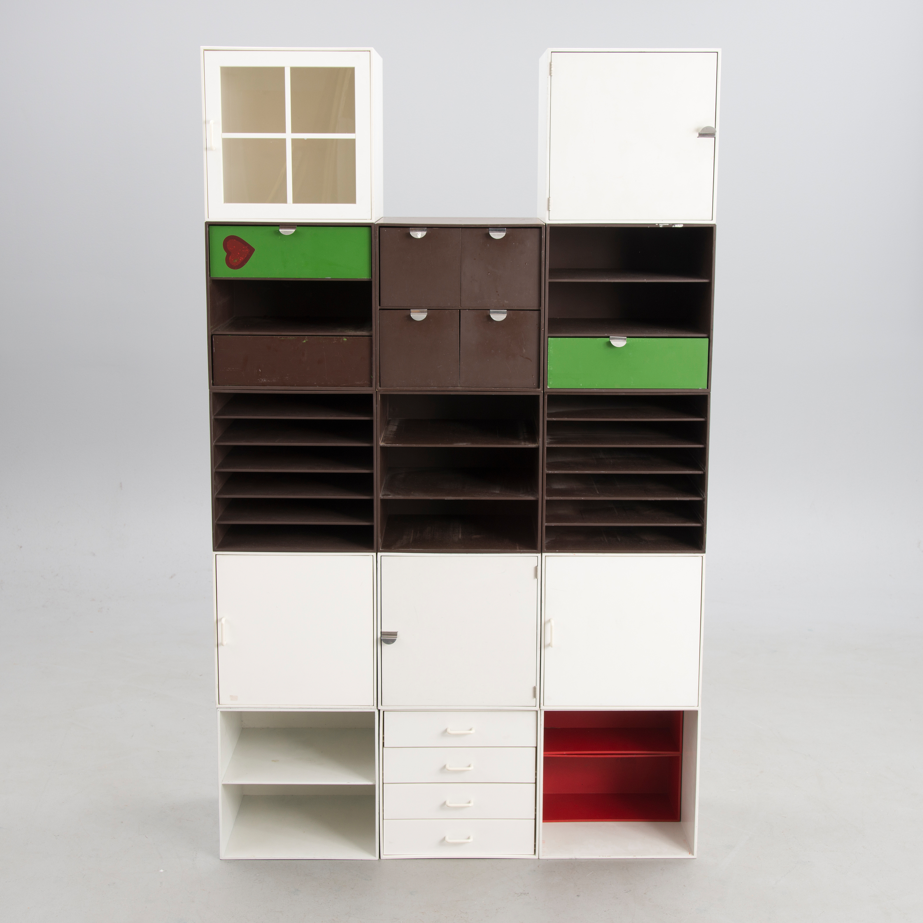 A set of 14 pcs 1970's 'Palaset' modular storage cubes for Treston