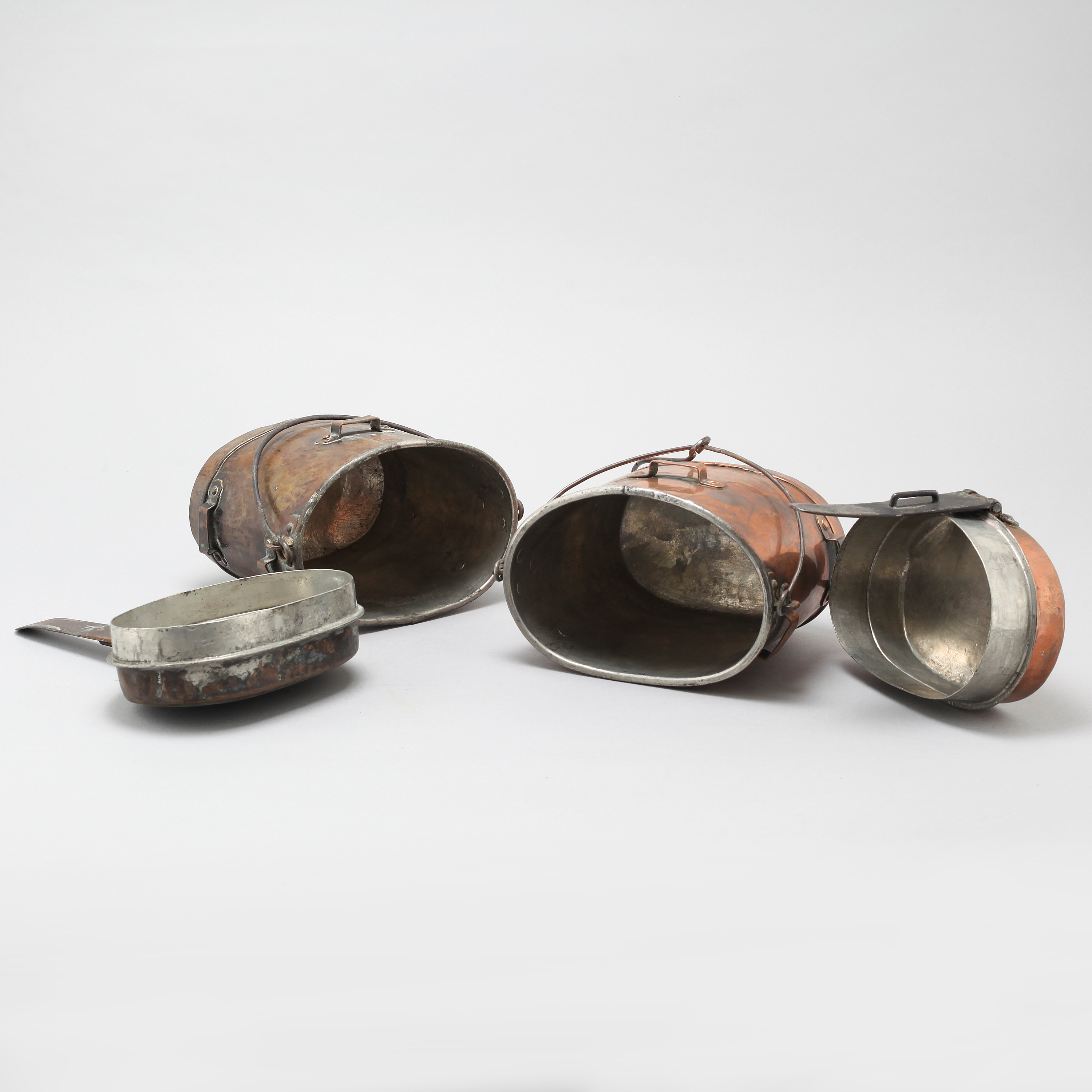 Three 19th copper food containers. Bukowskis