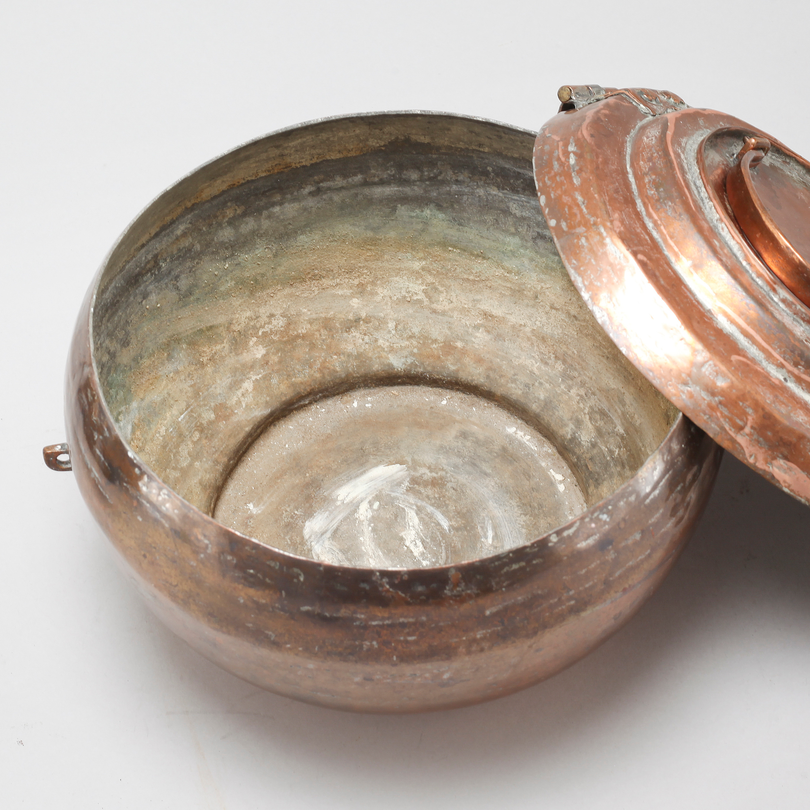 Three 19th copper food containers. Bukowskis