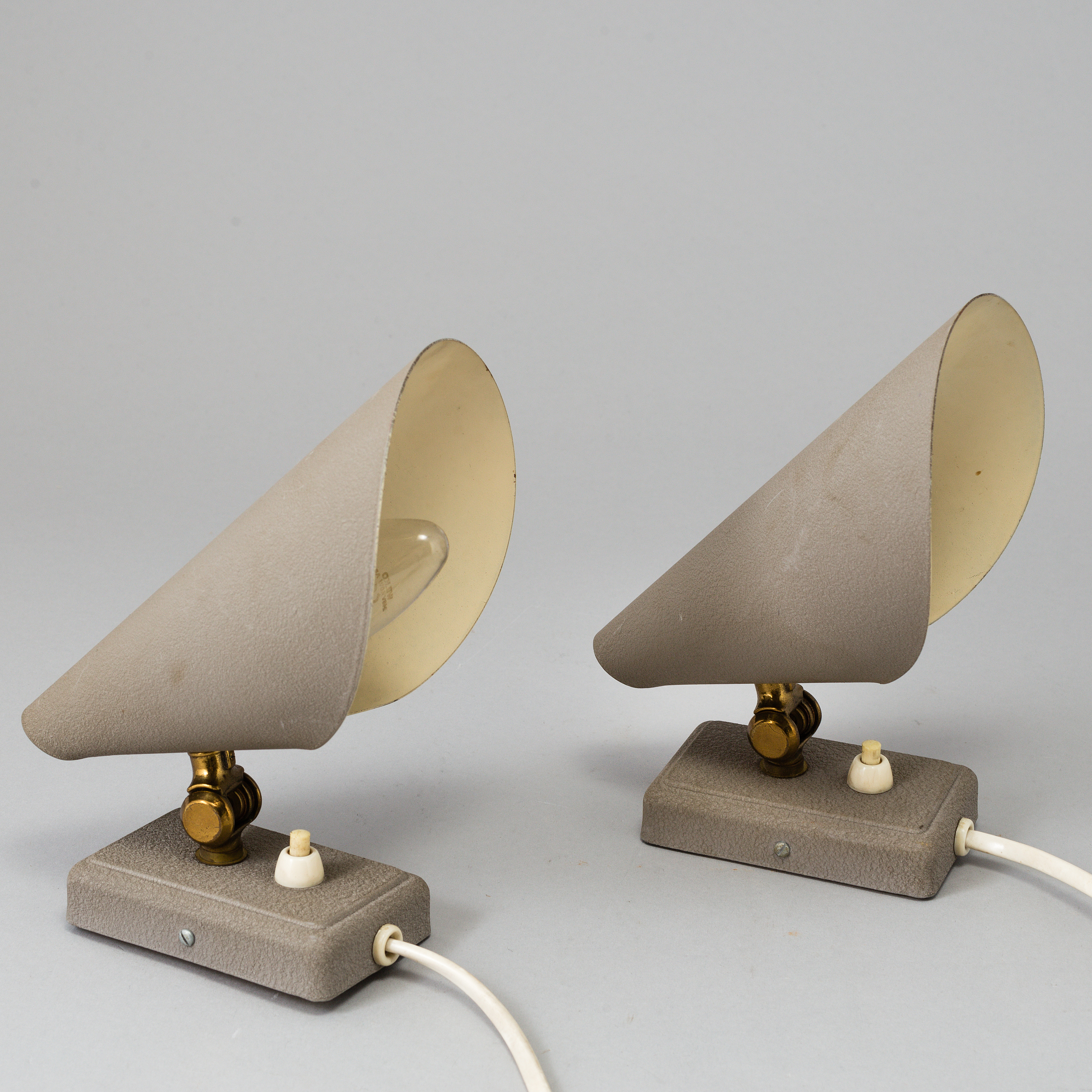 a pair of 1960's wall lights. - Bukowskis
