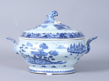 97971. TERRIN samt LOCK, porslin, Kina, 1700-tal.