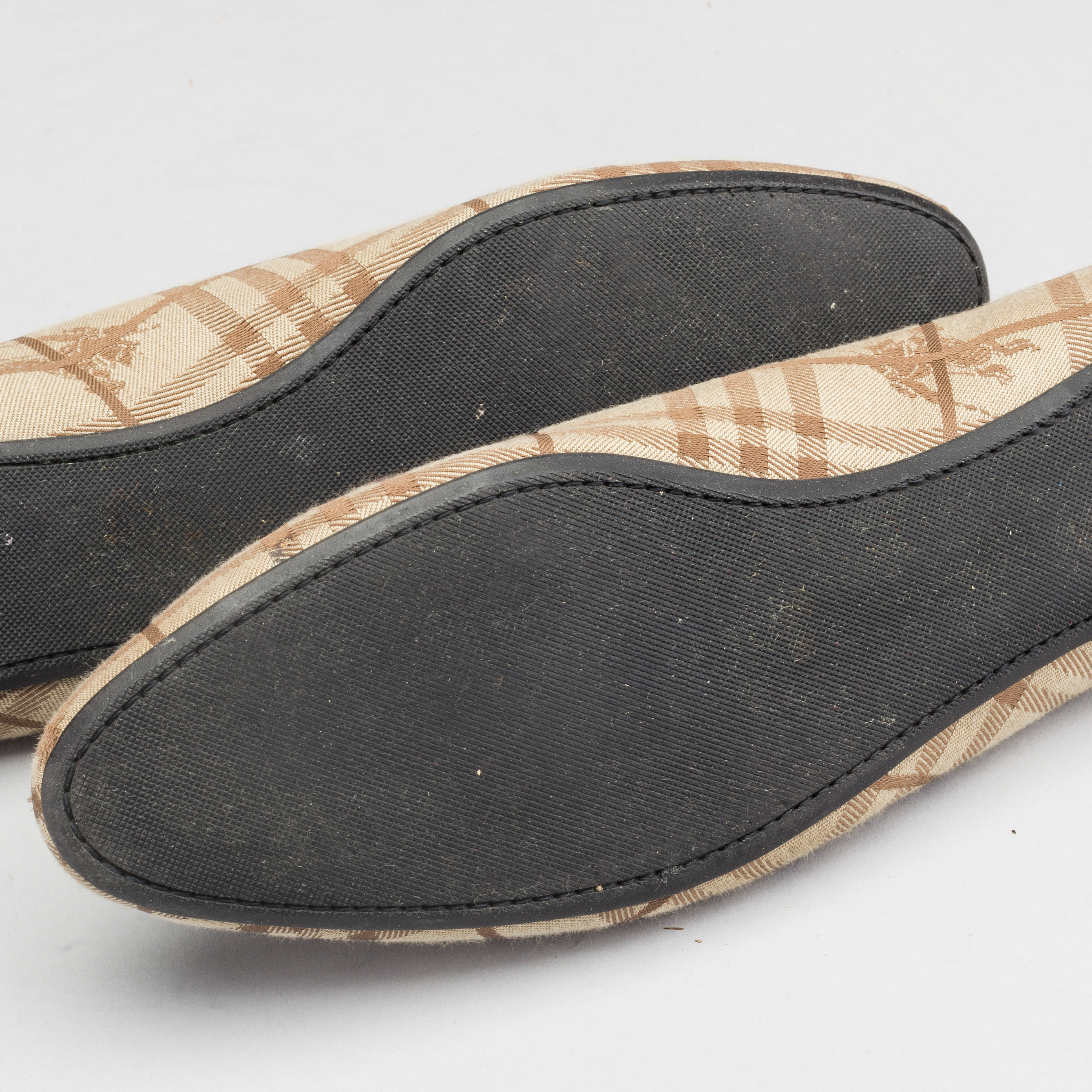 BURBERRY, shoes, size 40. Bukowskis