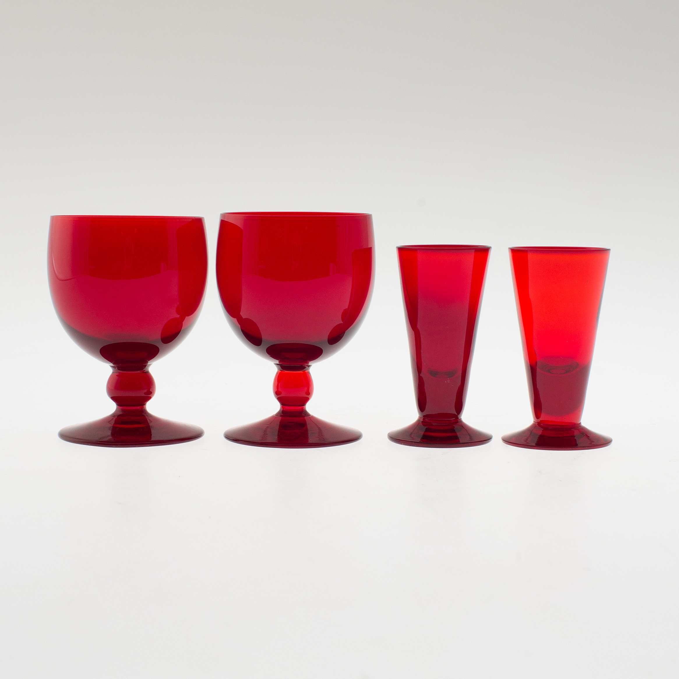 20 pieces of glass ware, model Björn, designed by Björn Trädgårdh for Reijmyre glasbruk, Bukowskis