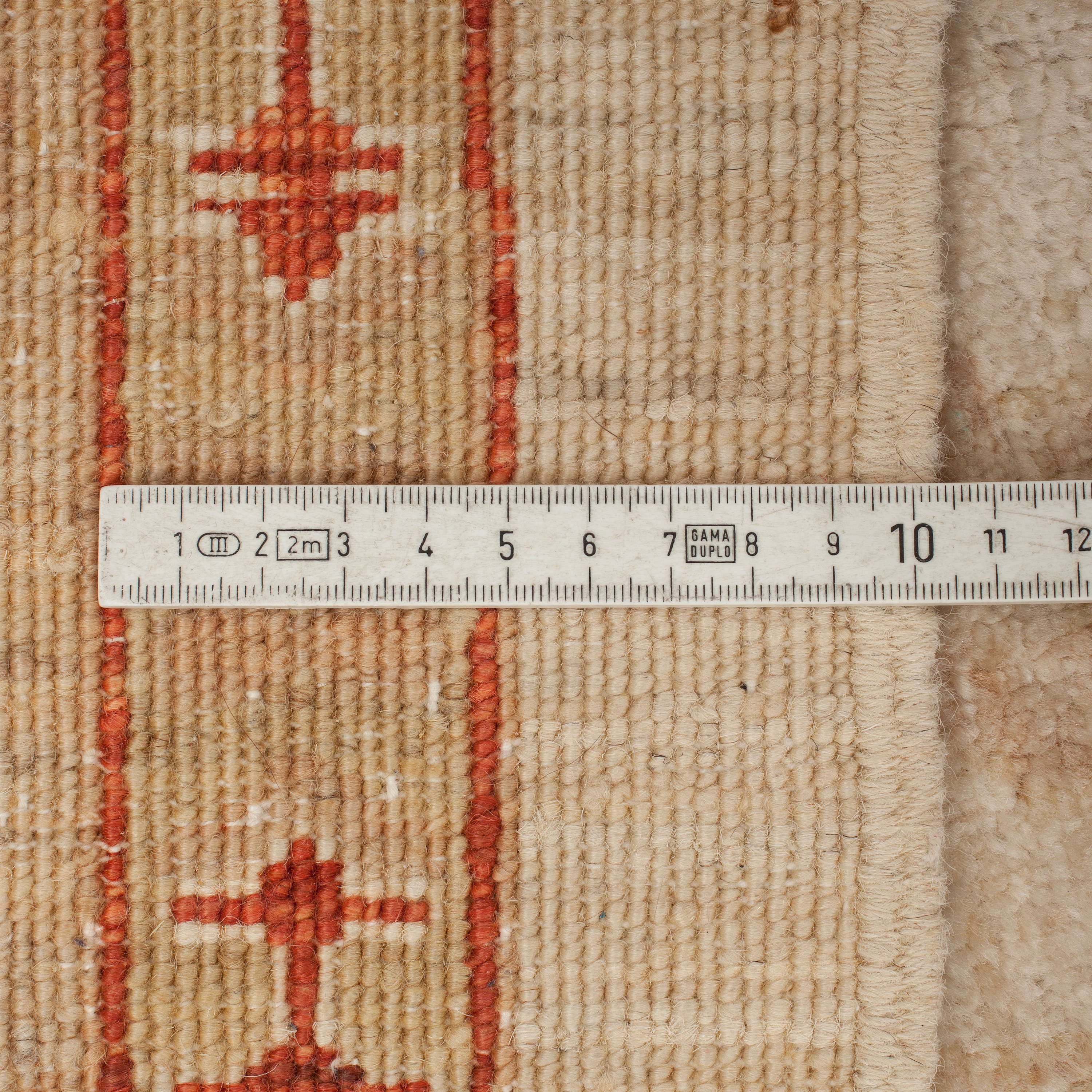 A carpet Ziegler design, around 392 x 301 cm. Bukowskis