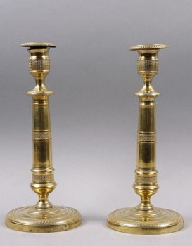 99687. LJUSSTAKAR, ett par, senempire, 1800-talets första hälft.